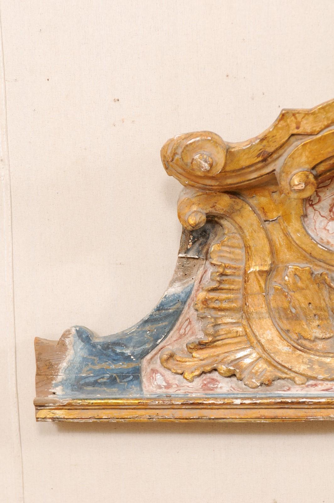 Baroque Style 19th Century Italian Carved, Painted and Gilded Pediment Fragment In Good Condition In Atlanta, GA