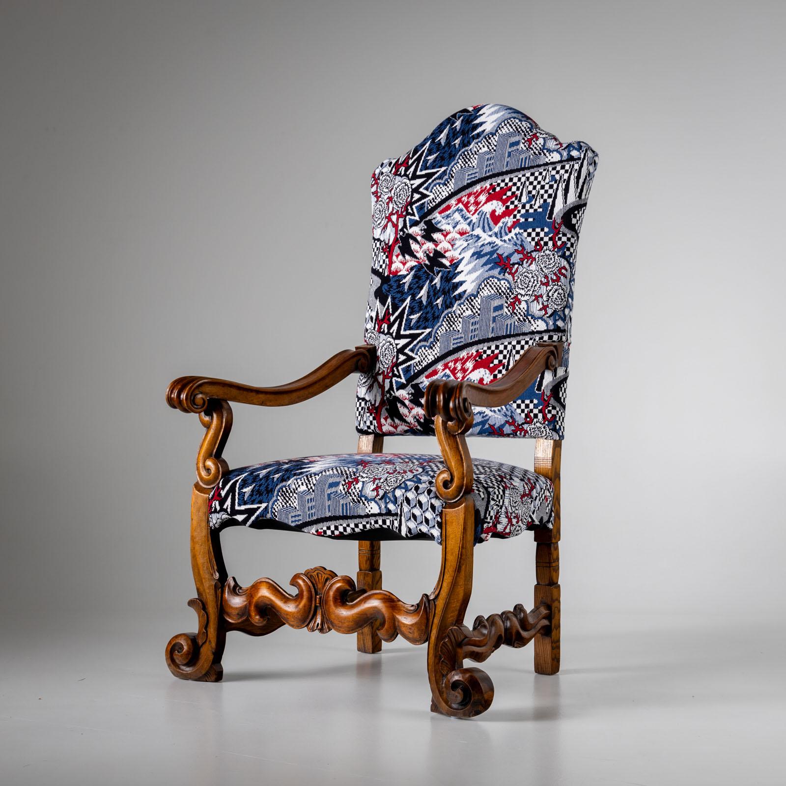 Baroque-style Armchair with modern Upholstery, Italy, mid 18th Century In Good Condition For Sale In Greding, DE