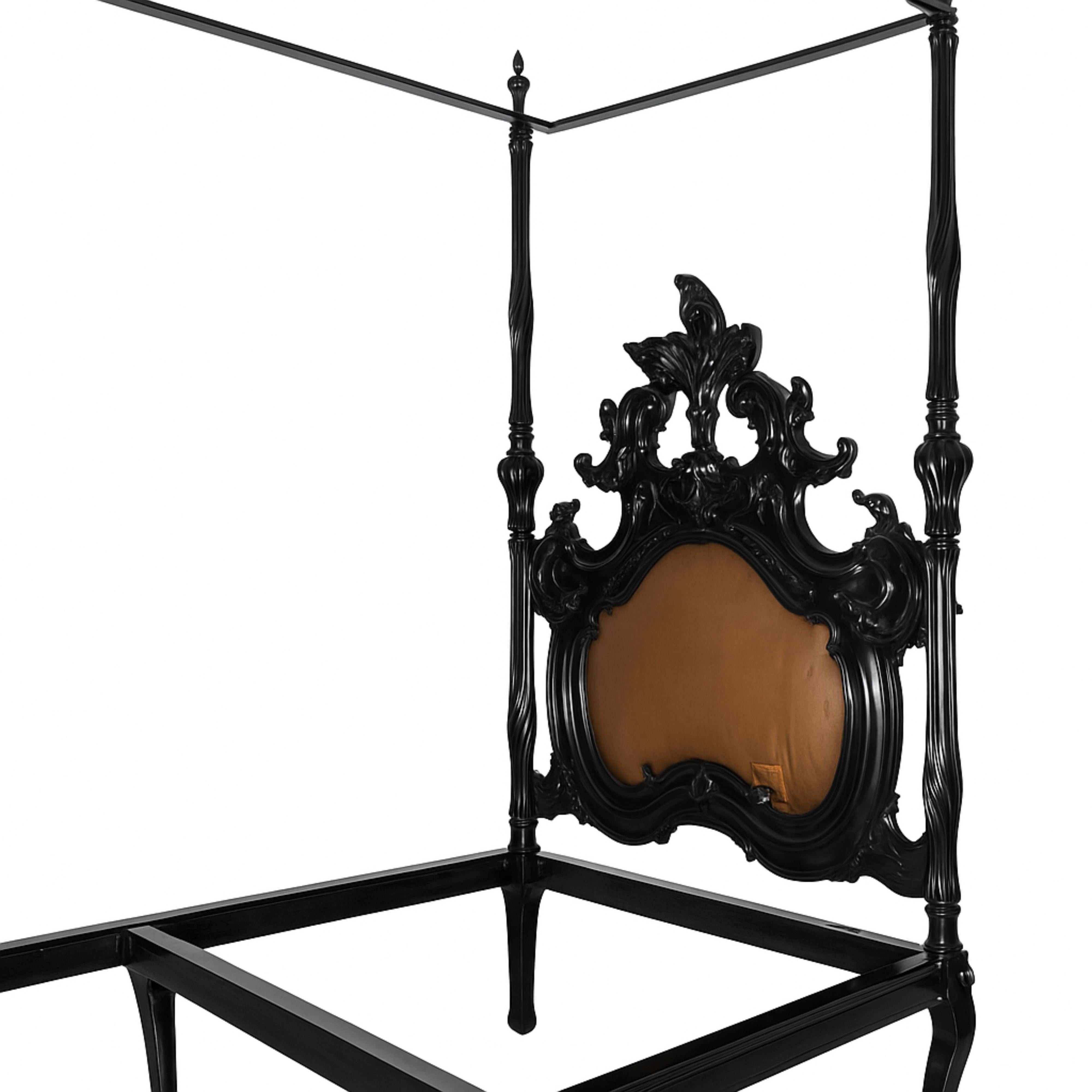 Portugais Lit à baldaquin de style baroque en laque noire, 19e siècle en vente