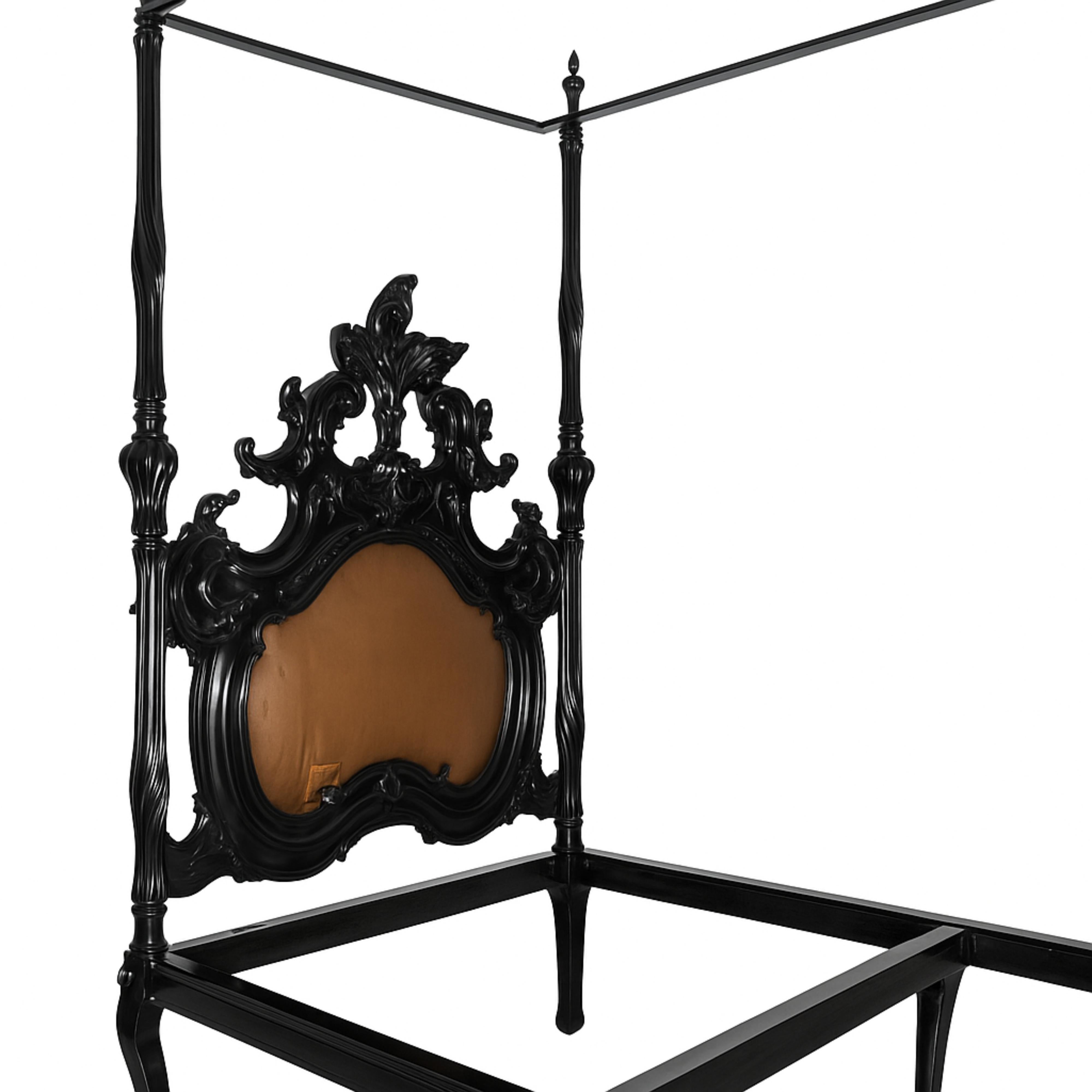 Lit à baldaquin de style baroque en laque noire, 19e siècle Bon état - En vente à Lisbon, PT