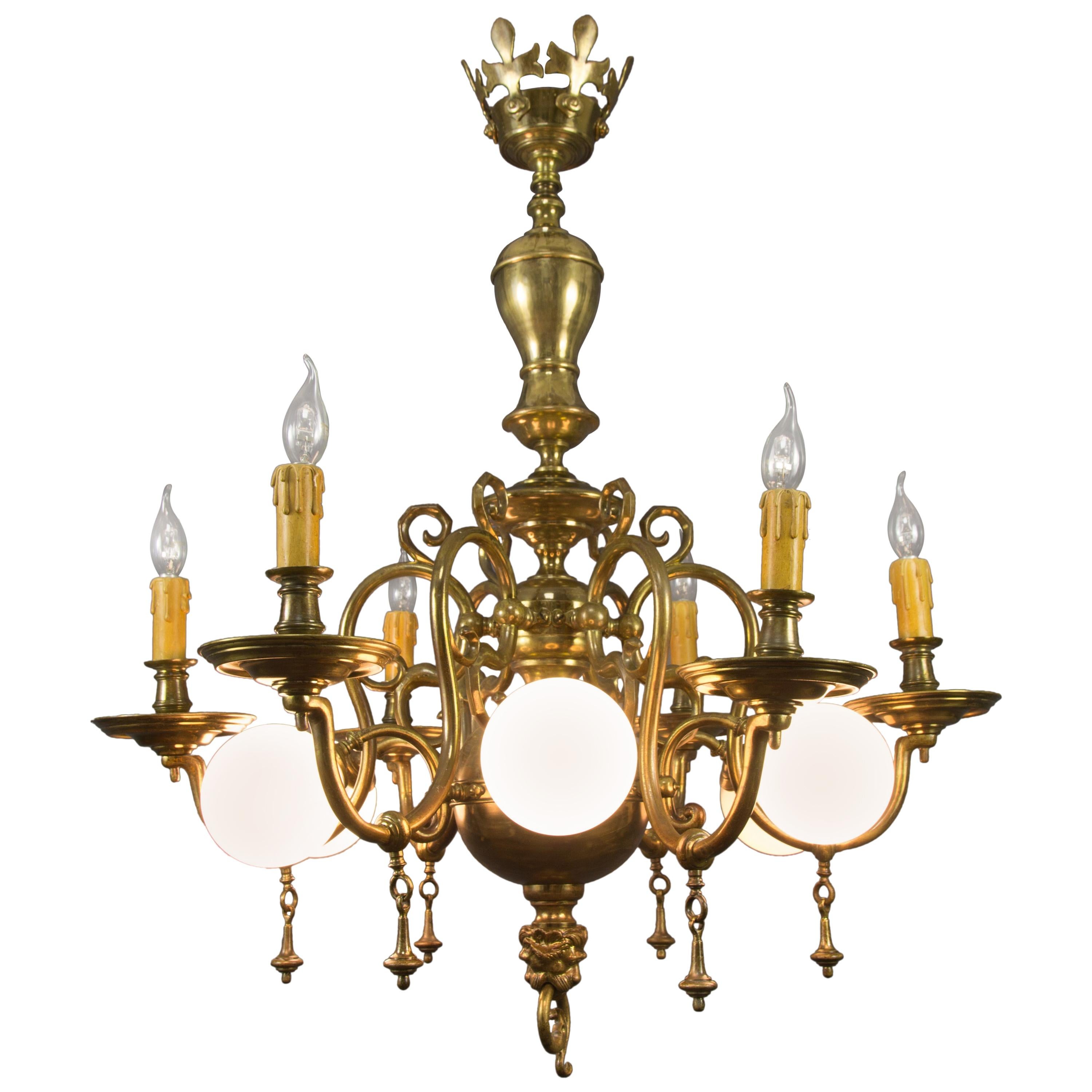 Zwölf-Licht-Kronleuchter im Barockstil aus Messing und Bronze mit Löwenkopf