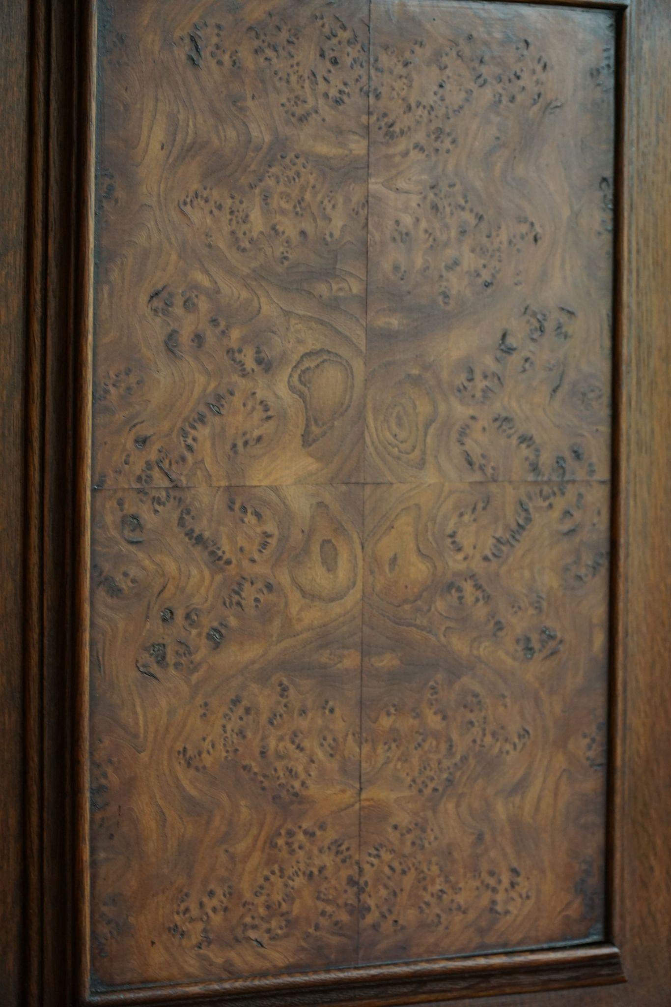 Mobile in stile barocco in Oak e Betulla, realizzato da un ebanista danese, anni '20 in vendita 3