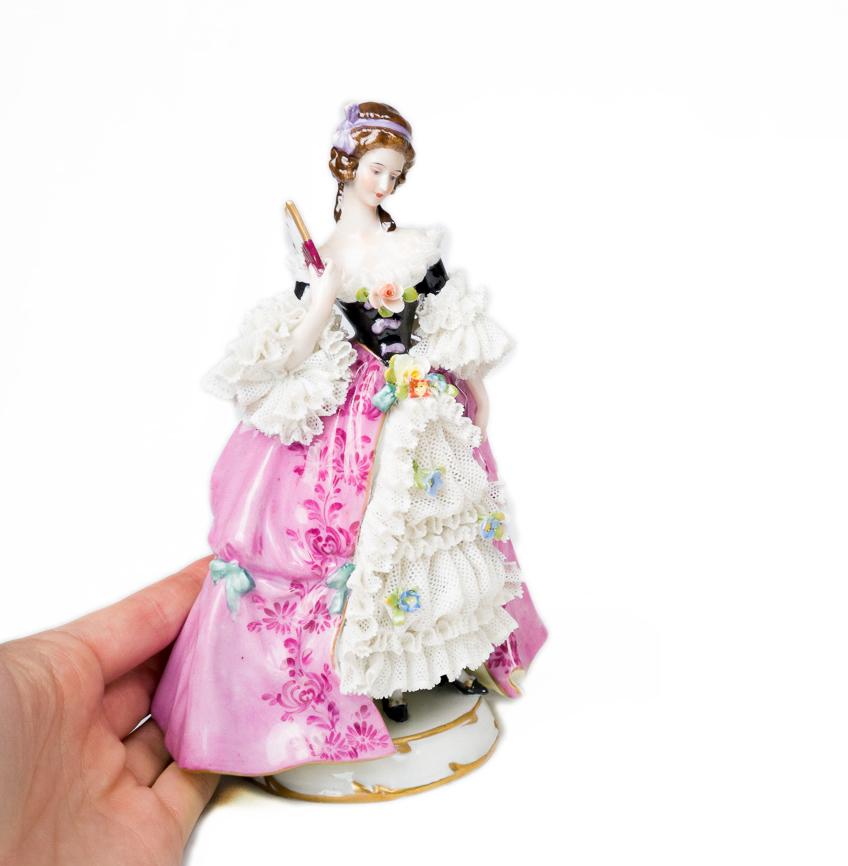 20th Century Baroque Style Capadimonte Porcelain Figure of Lady With Fan, 1900s For Sale