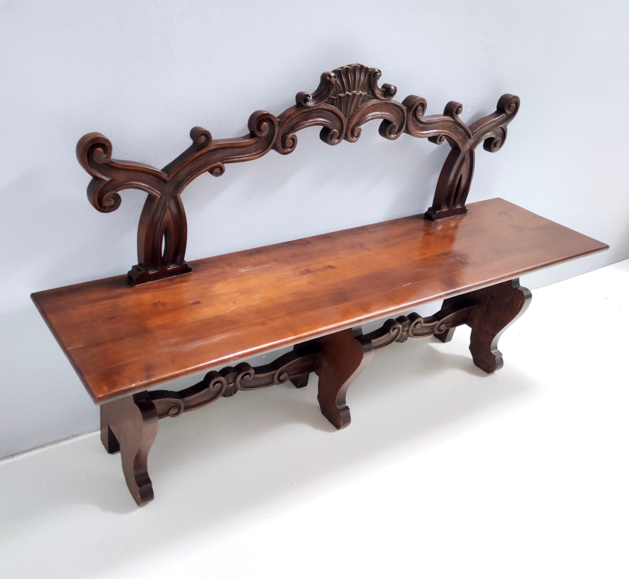 Baroque Style Carved Solid Beech Bench, Italy In Good Condition For Sale In Bresso, Lombardy