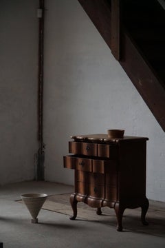 Cómoda de estilo barroco en roble, ebanista danés, principios del siglo XX