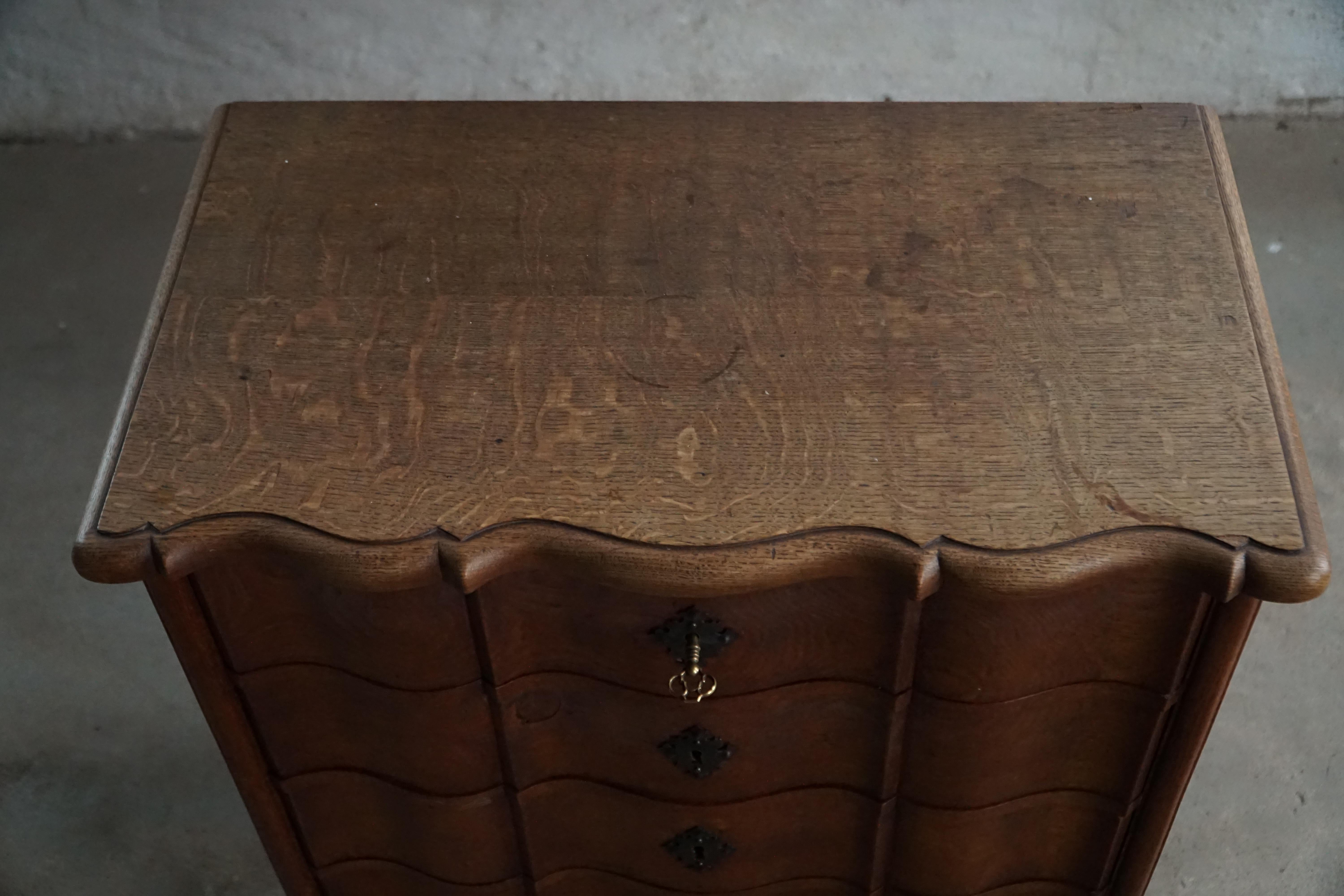 Baroque-Style Chest of Drawers in Oak, Danish Cabinetmaker, Early 20th Century in vendita 13