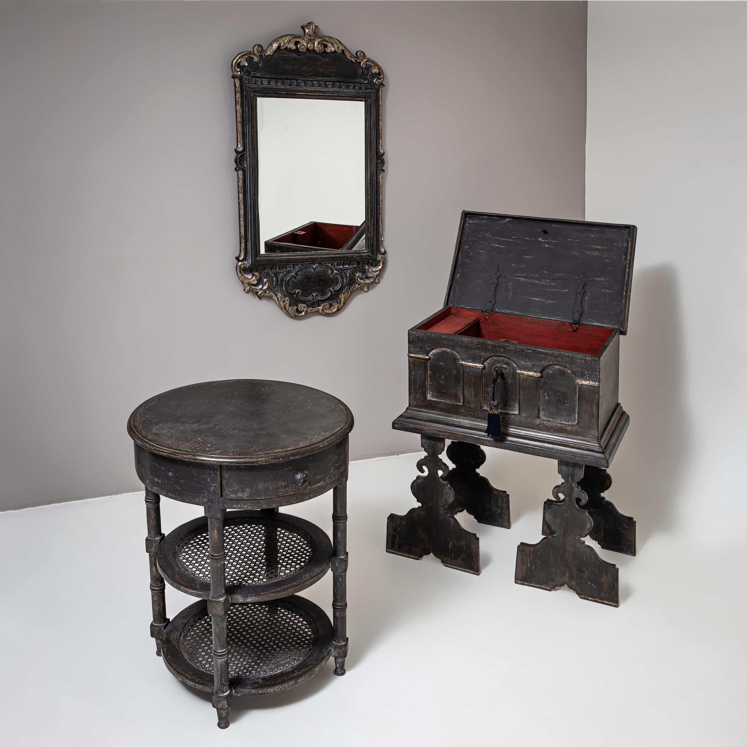 Baroque Chest on modern, baroque-style Stand, 18th / 20th Century For Sale 10