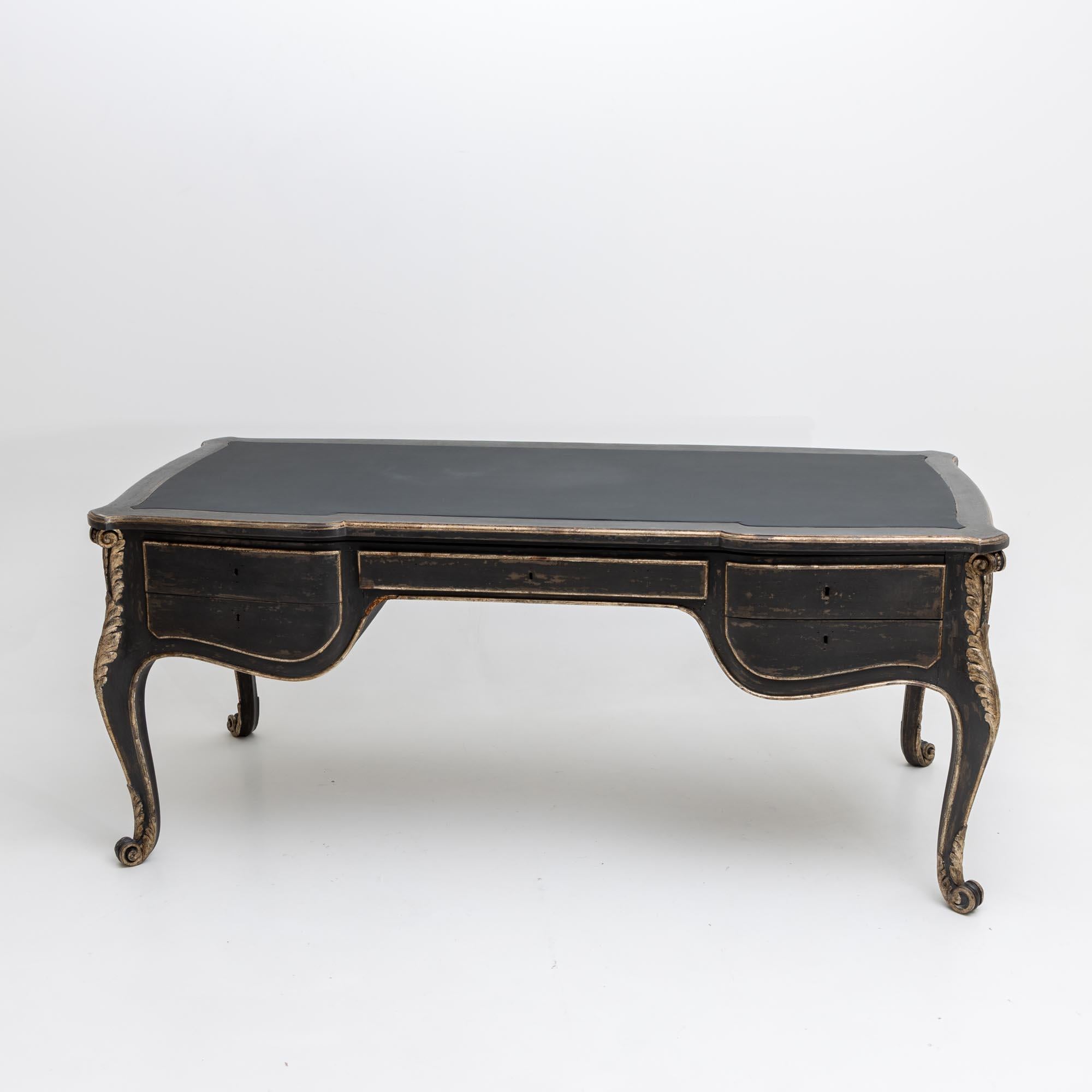 Baroque-Style Desk  7