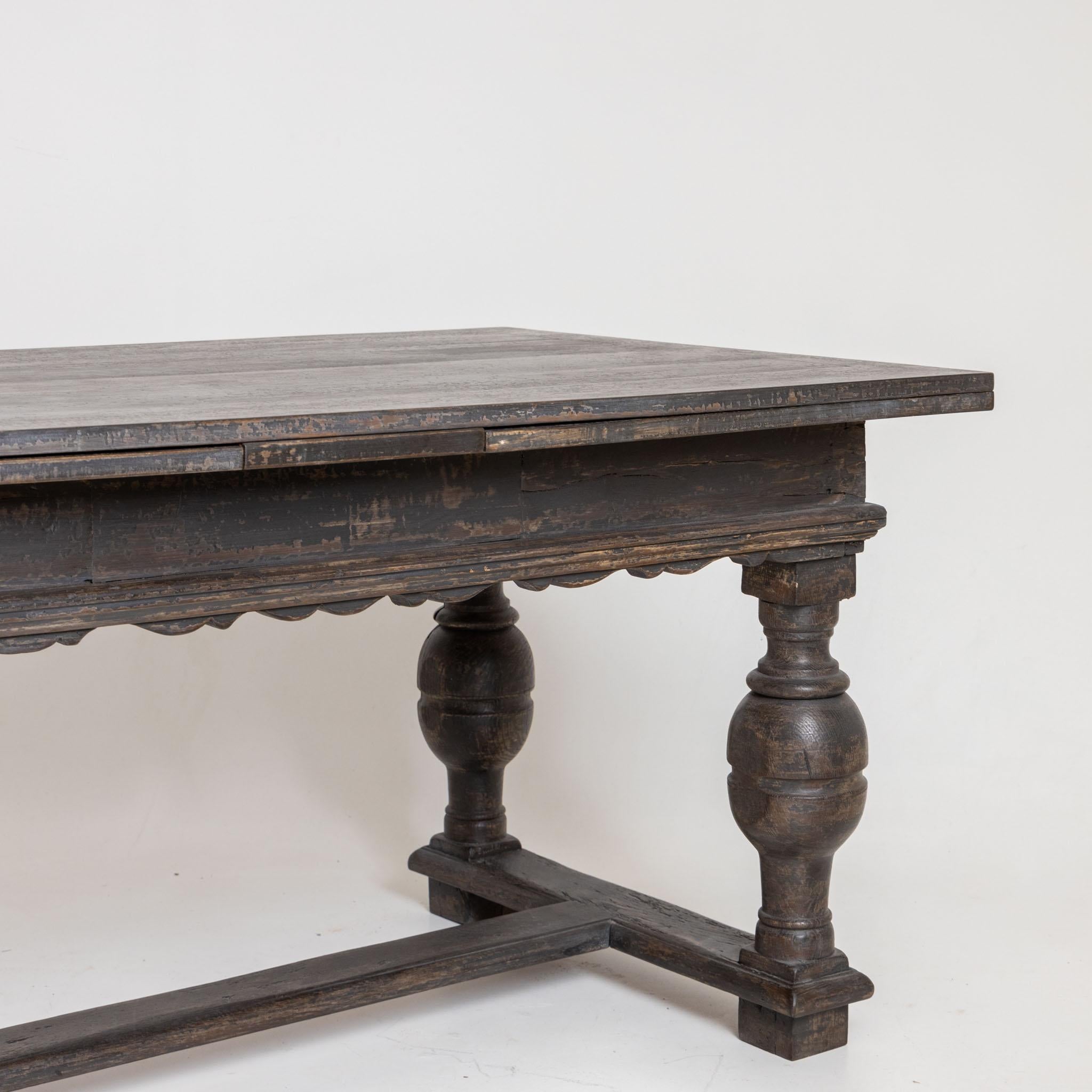 Baroque-Style Extension Table, 18th Century 5