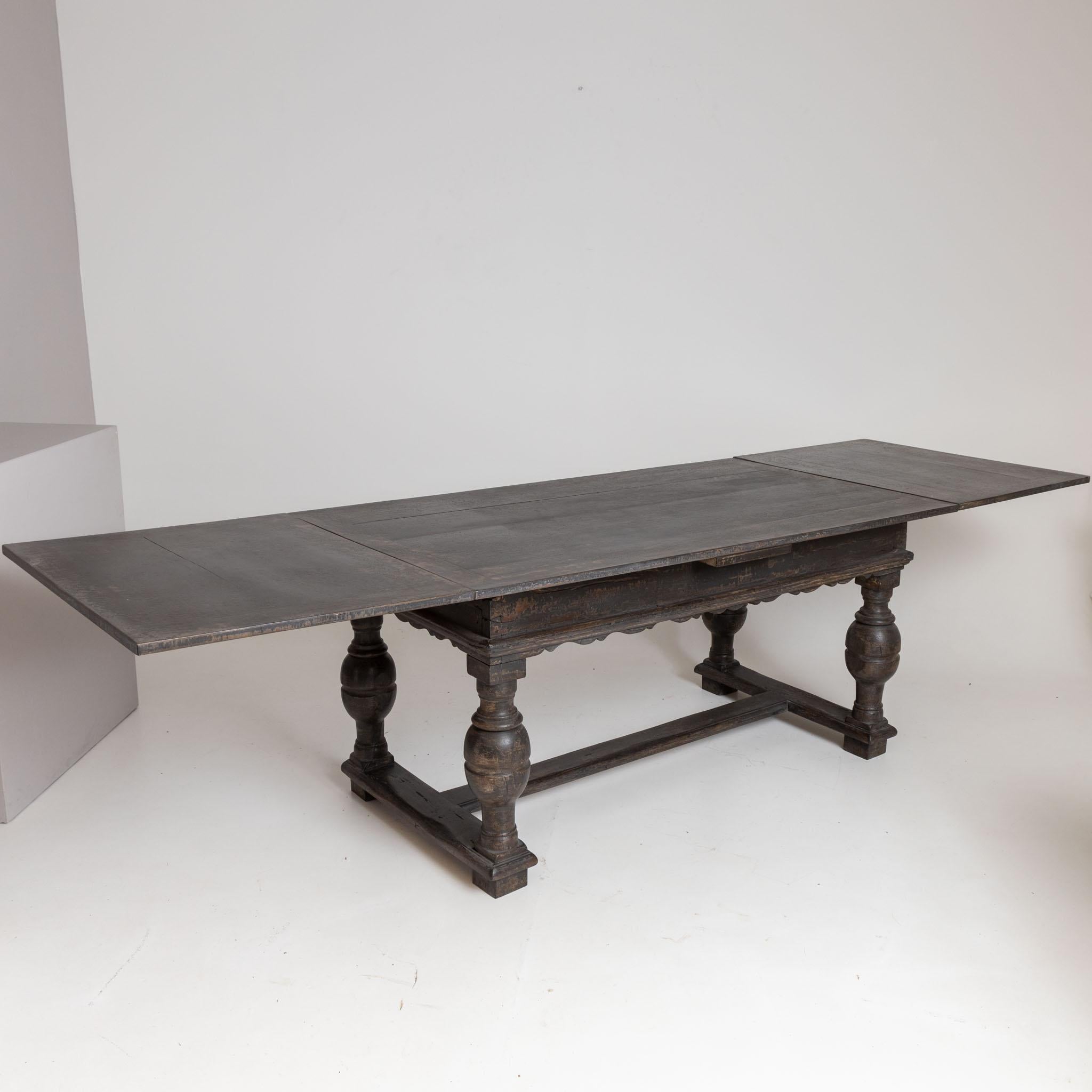 Baroque-Style Extension Table, 18th Century 2