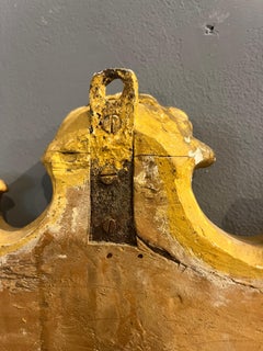 Baroque style gilded wooden frame, dating back to the late eighteenth century