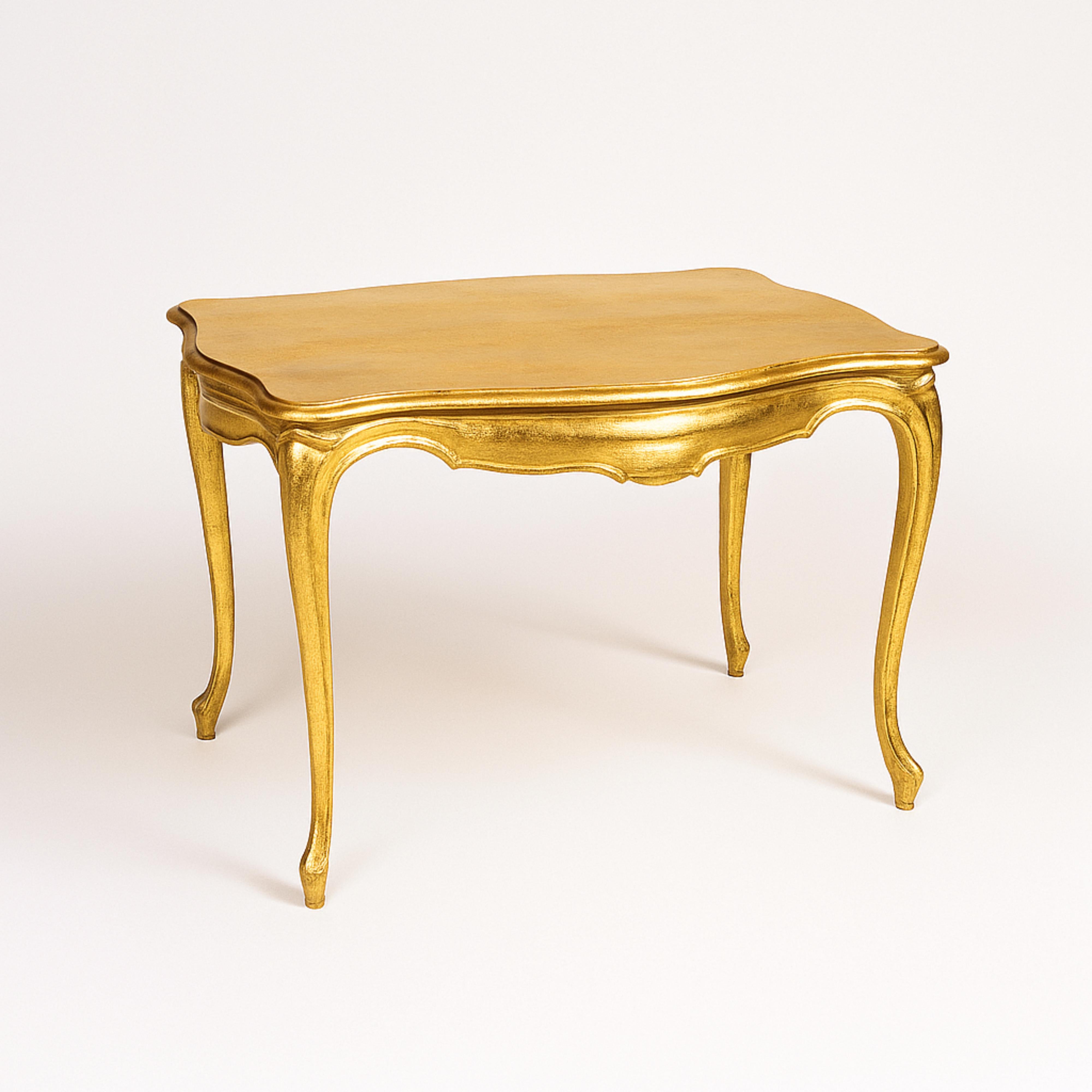 Barockschreibtisch aus vergoldetem Nussbaumholz, 20. Jahrhundert (Walnuss) im Angebot