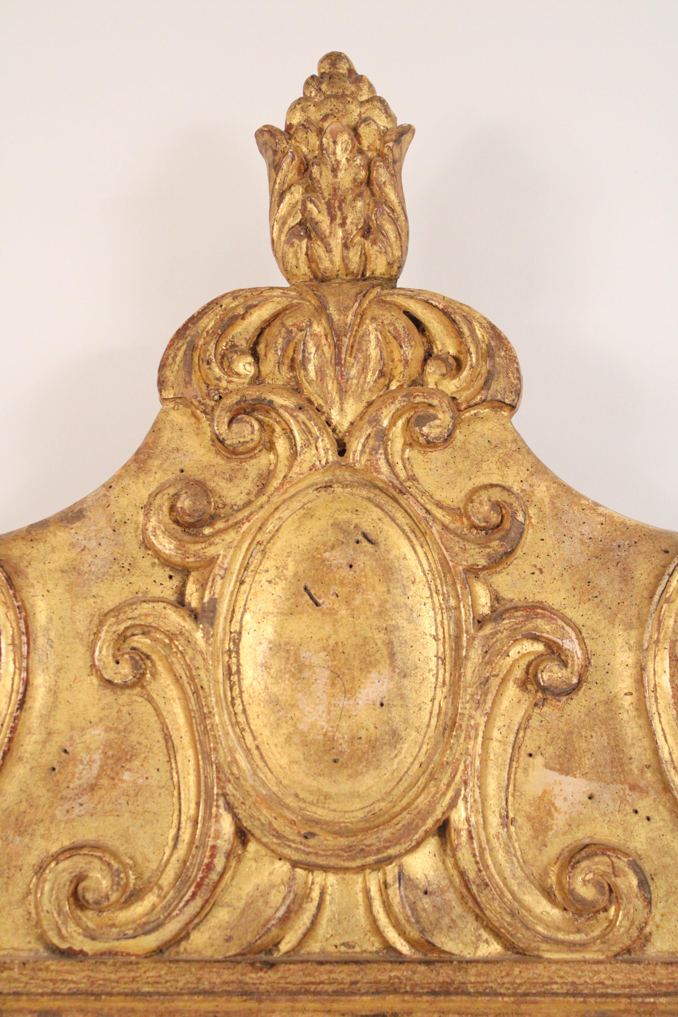Baroque style Gilt Wood Mirror For Sale 1