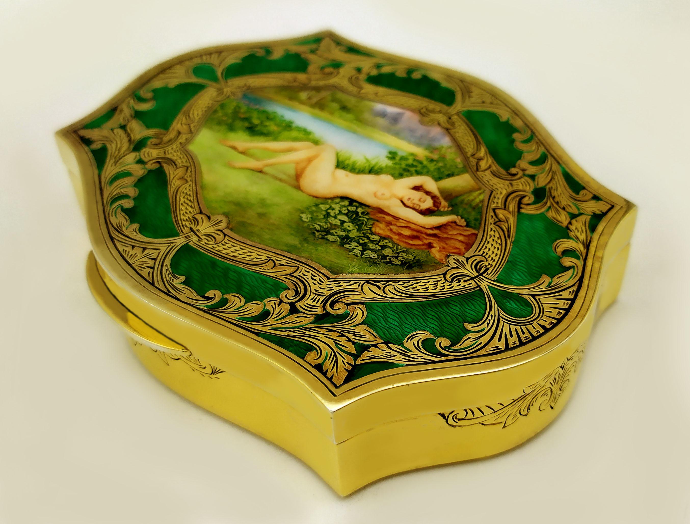 Hand-Carved Baroque Style Green Table Box with Miniature Sterling Silver Salimbeni For Sale