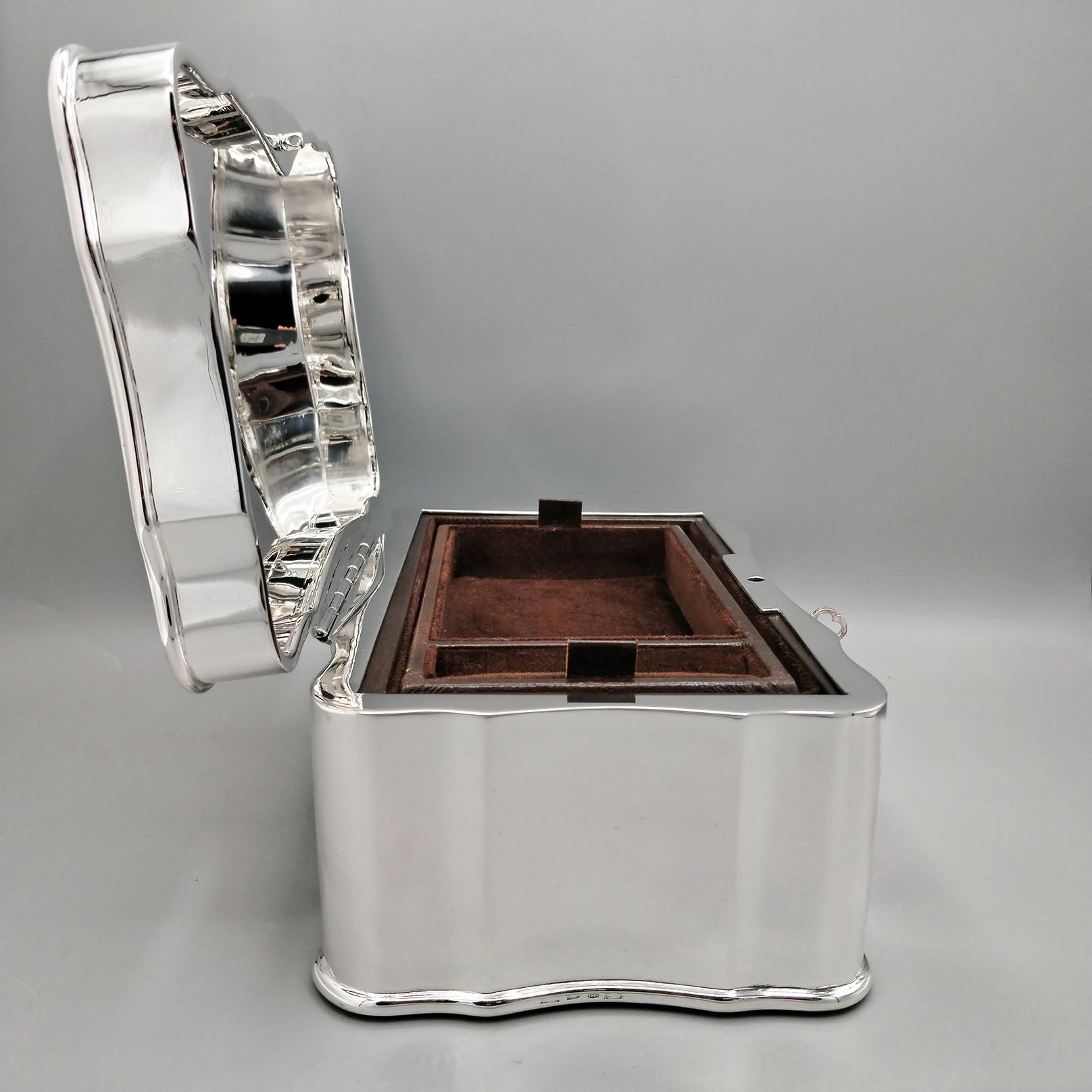 Joyero italiano de plata de ley de estilo barroco en venta 7