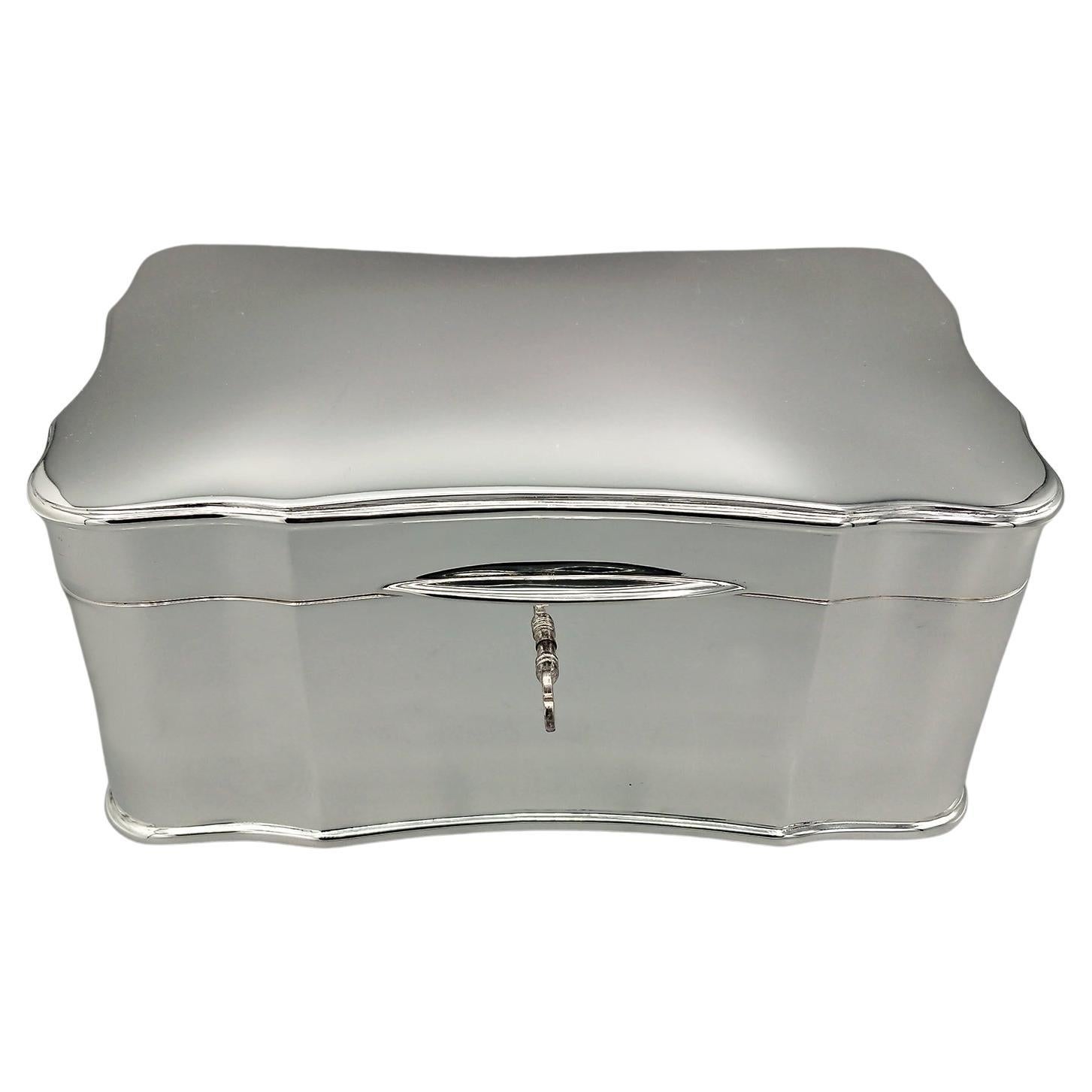 Joyero italiano de plata de ley de estilo barroco en venta
