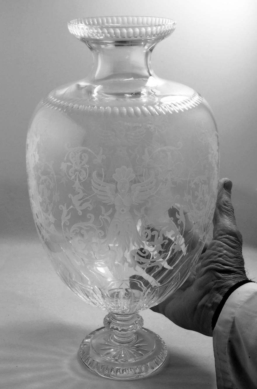 Baroque Style Large Italian Crystal Vase With Grotesque Engravings For Sale 12