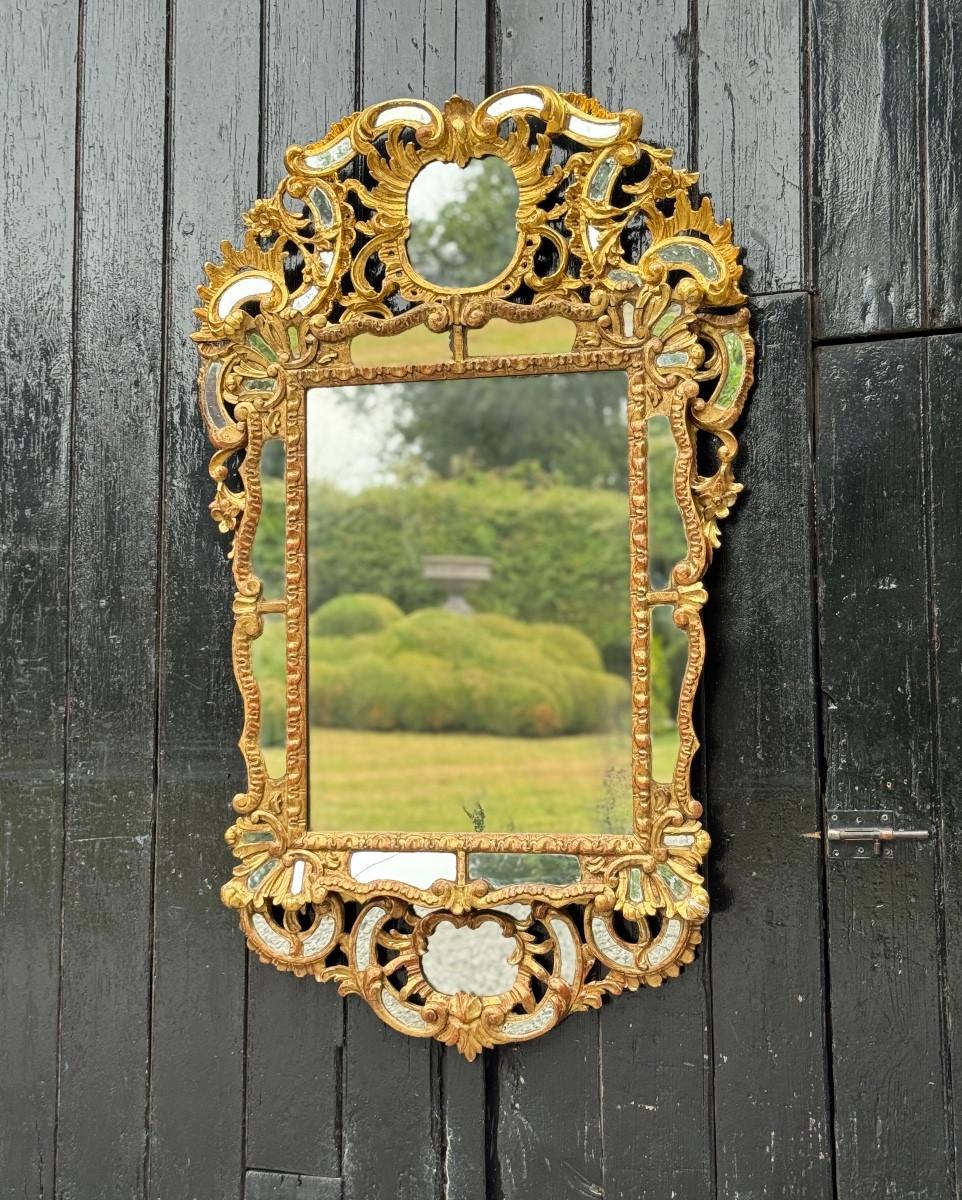 Louis XV Baroque-style mirror in carved and gilded wood, Austro-Hungarian Empire For Sale