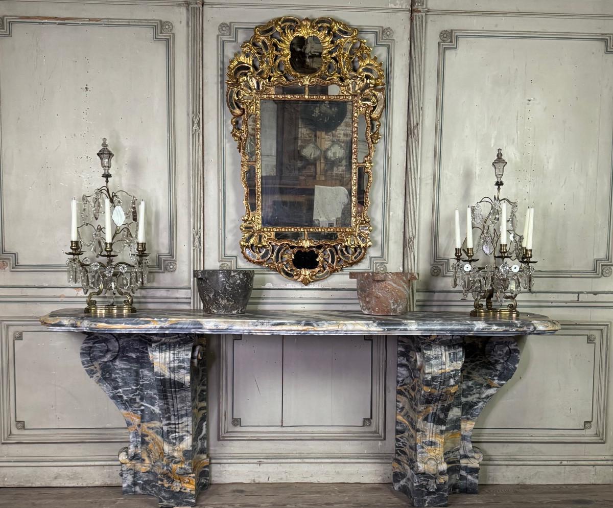 French Baroque-style mirror in carved and gilded wood, Austro-Hungarian Empire For Sale
