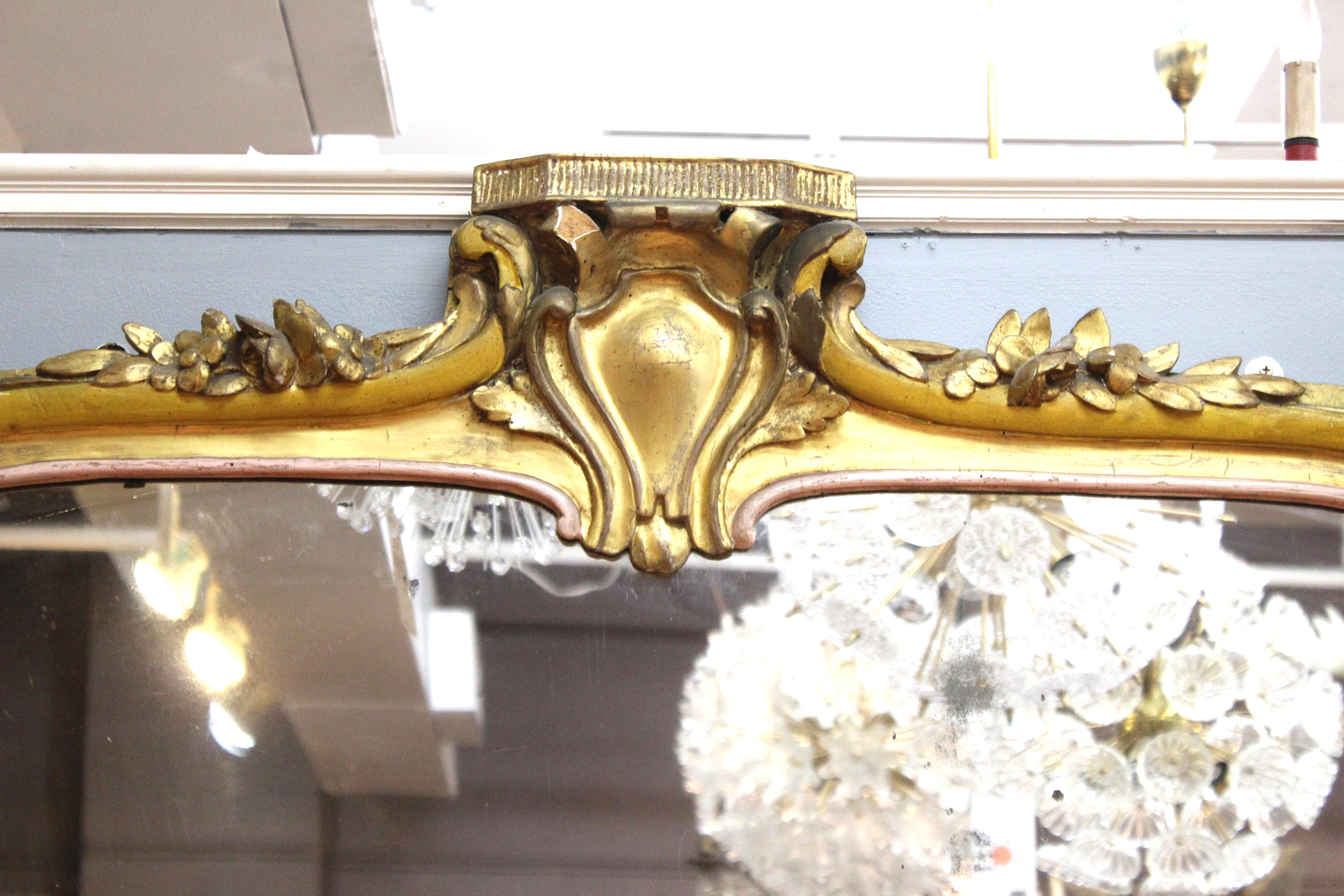 Baroque Style Monumental Carved Giltwood Mirror (Französisch)