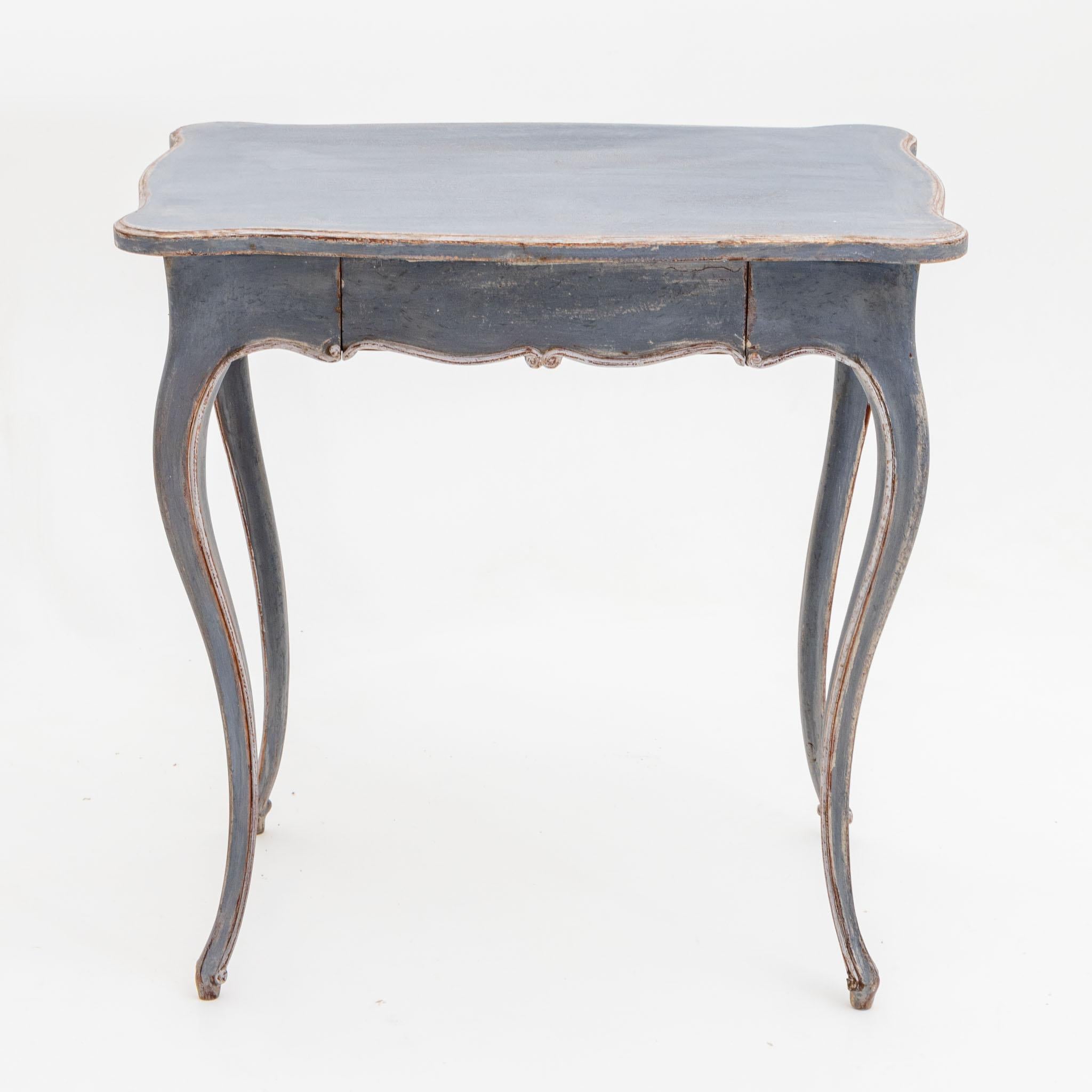 Baroque Style Side Table in Blue 1