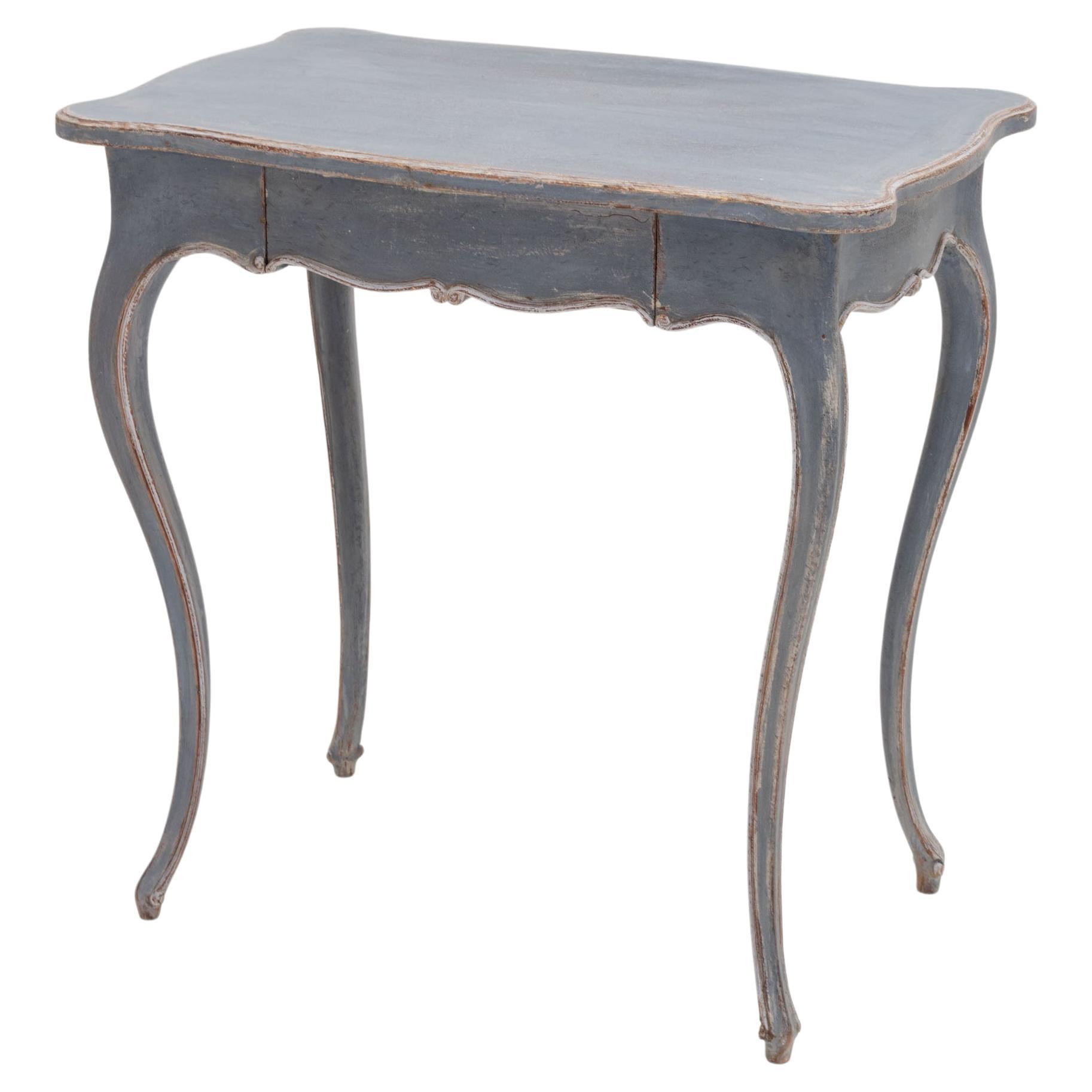 Baroque Style Side Table in Blue