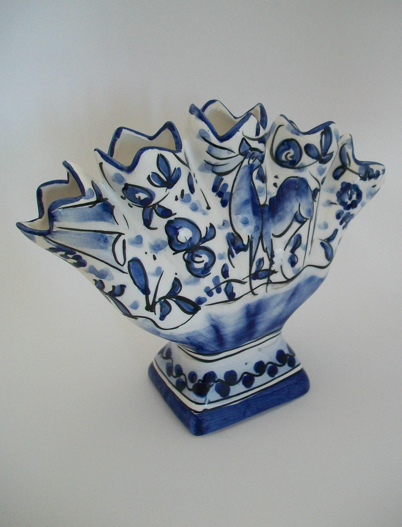 Baroque Style Tin Glazed Ceramic Tulipiere, Portugal, Mid-20th Century In Good Condition In Chatham, ON