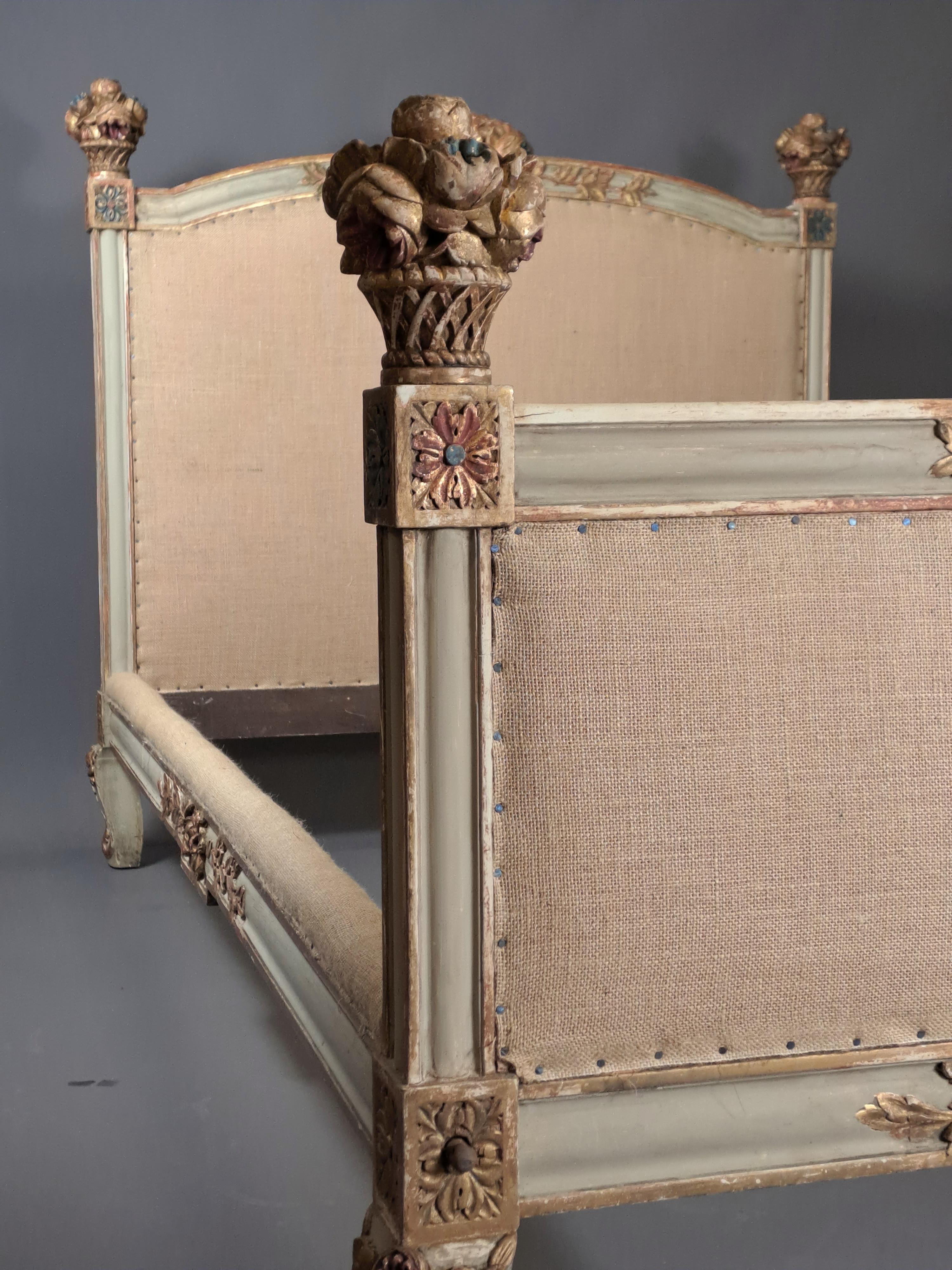 Baroque Style Venetian Bed In Lacquered And Gilded Wood 4