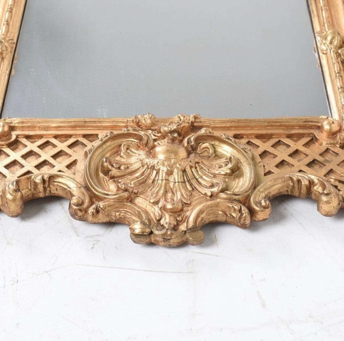 Baroque Swedish Giltwood Mirror In Good Condition In San Angelo, TX