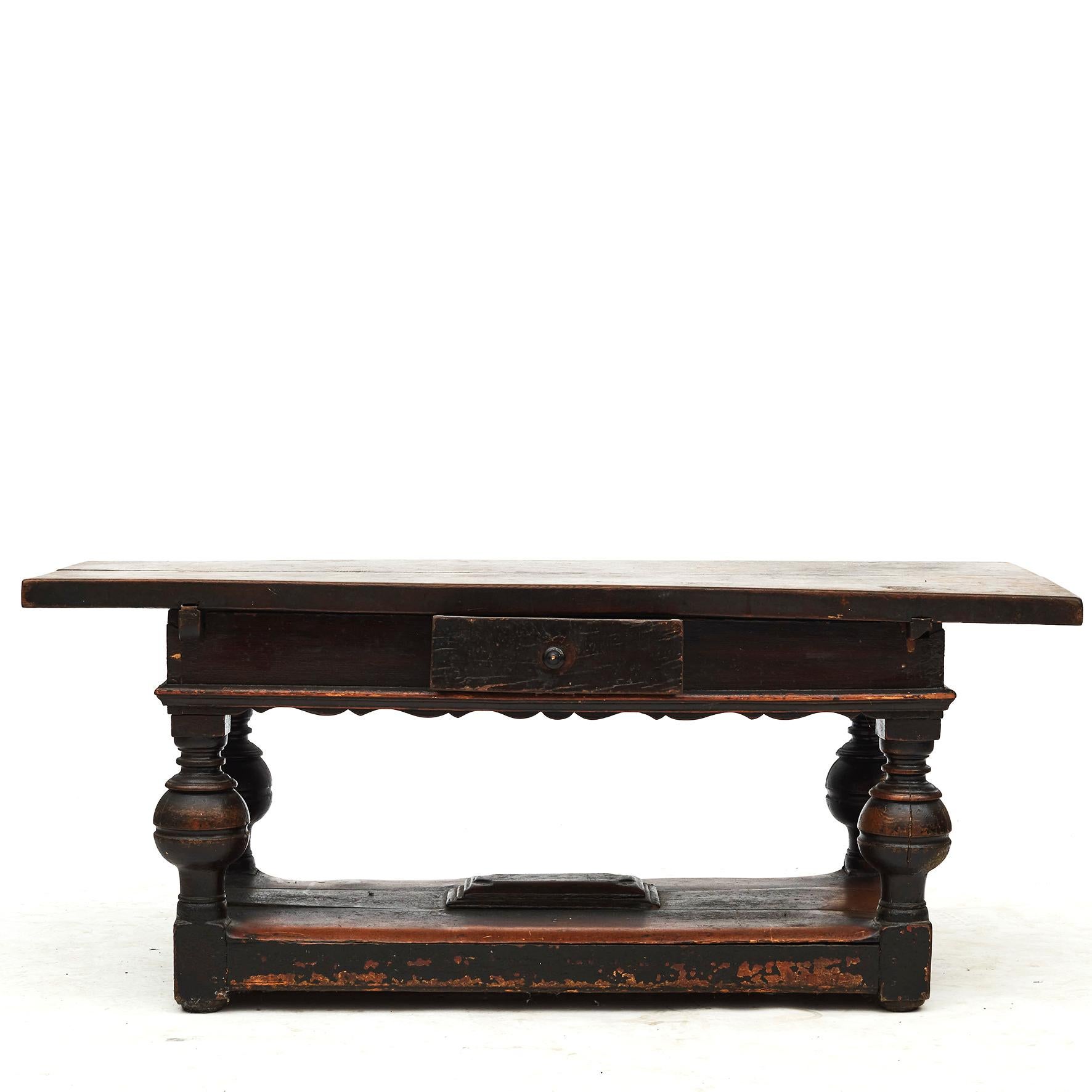 Baroque Table, Denmark, 1720-1750 In Good Condition In Kastrup, DK