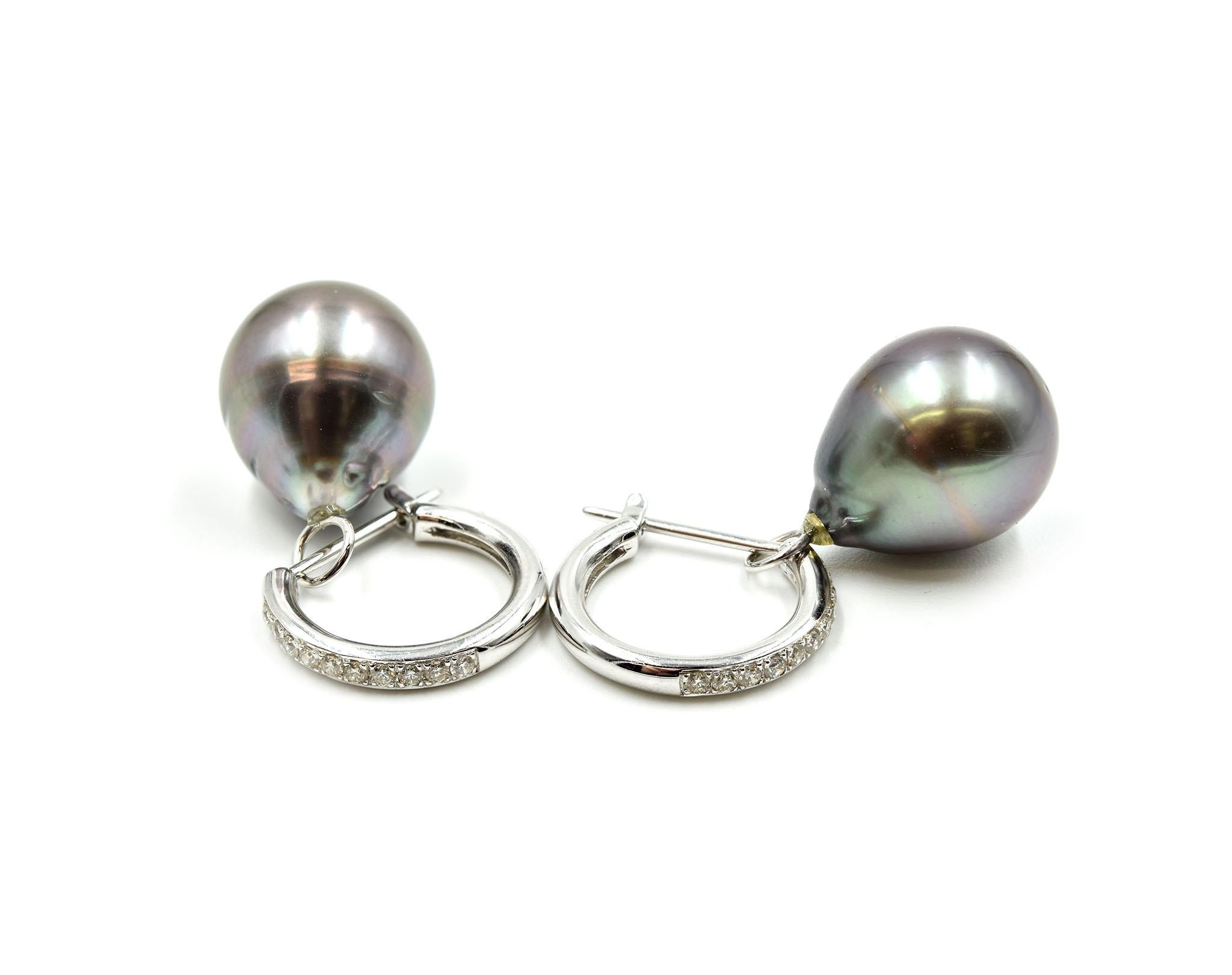 Baroque Tahitian Pearl Dangle Earrings 14 Karat White Gold In Excellent Condition In Scottsdale, AZ