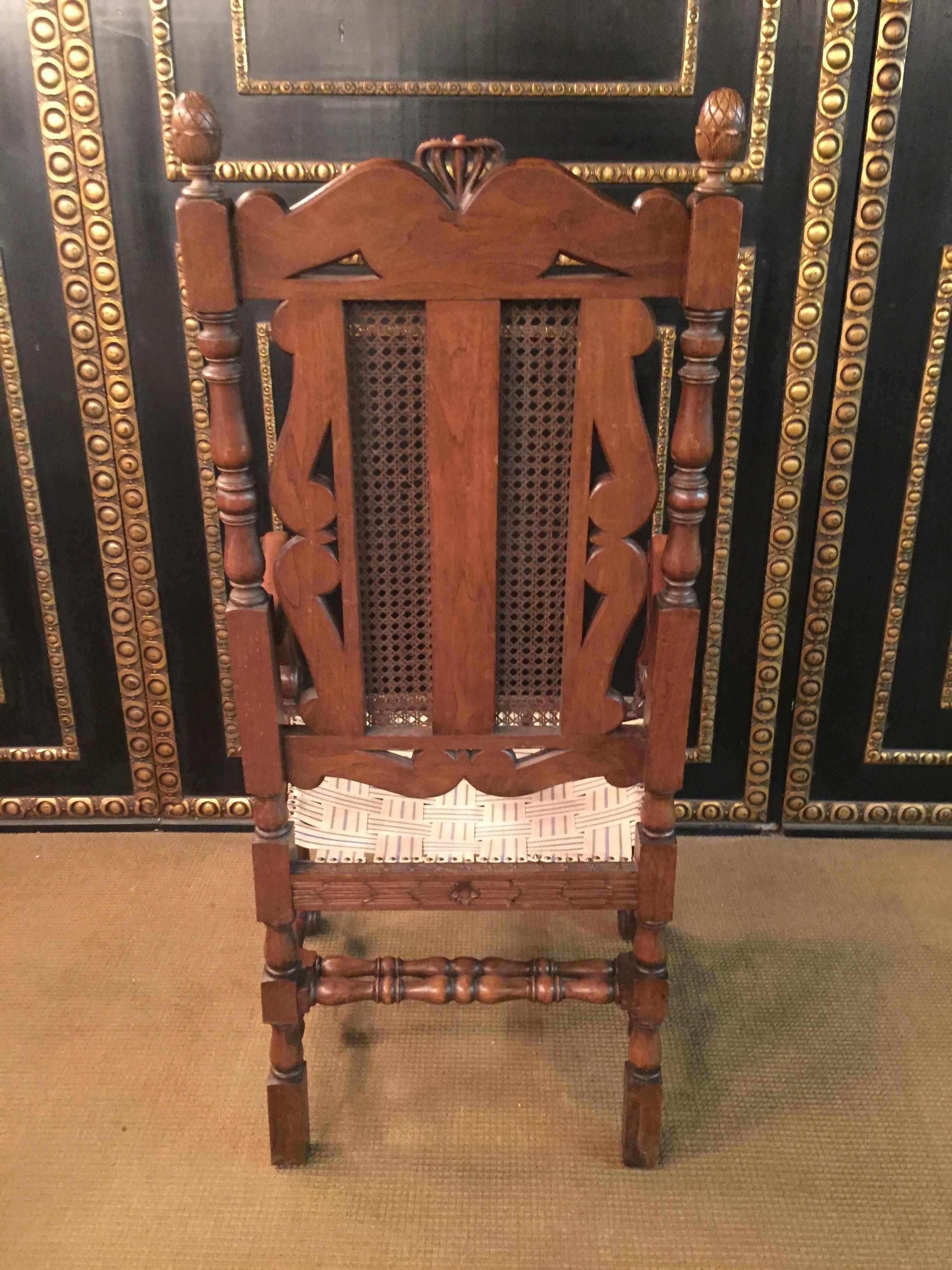 Antique Baroque Throne Armchair Fully Carved with Crown, circa 1880 Walnut For Sale 2