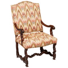 Fauteuil baroque en noyer