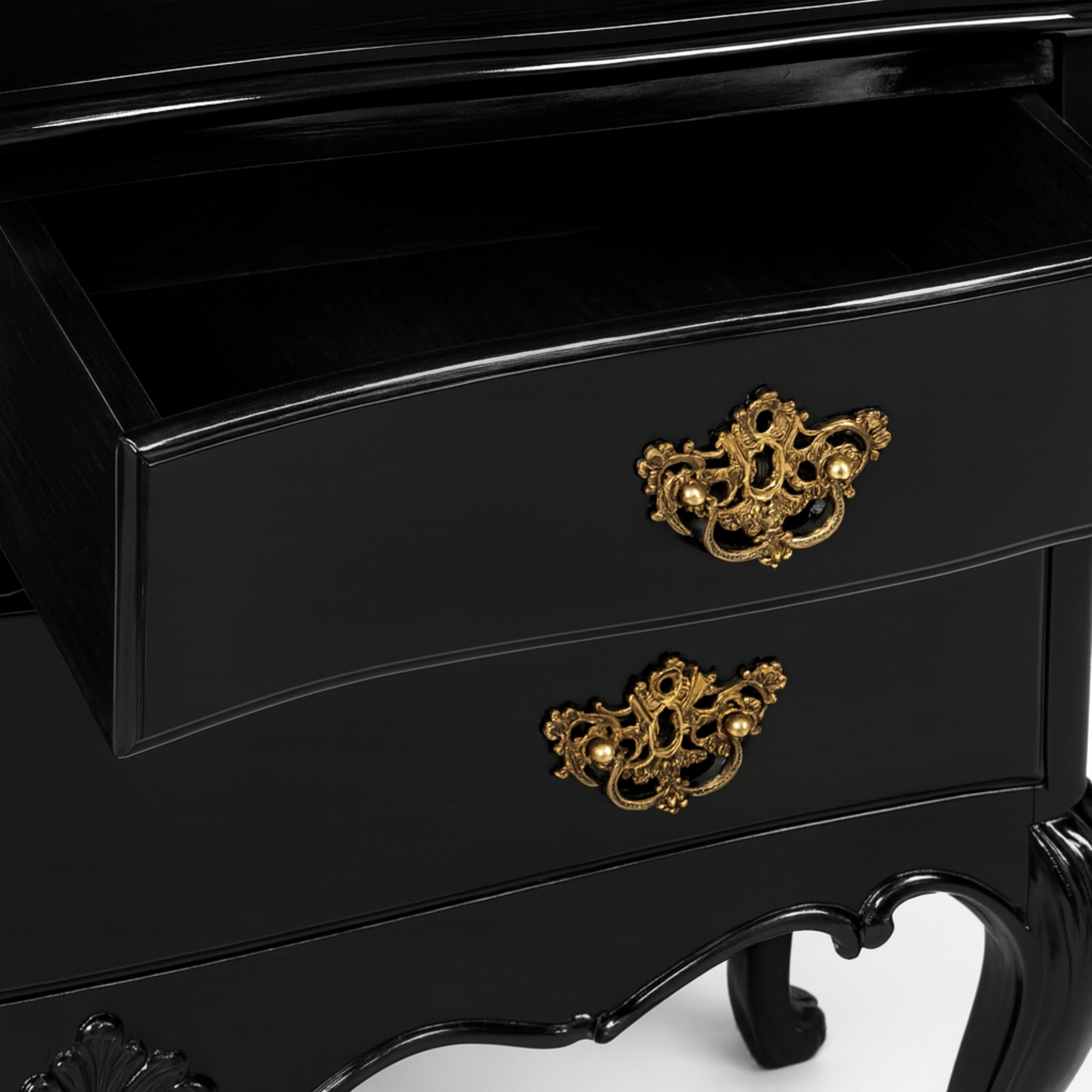Portoghese Cassettiera barocca in noce e lacca nera, XIX secolo in vendita