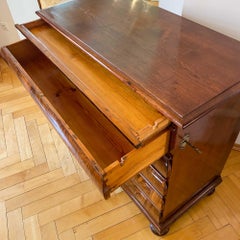 Baroque Walnut Chest of Drawers, Nuremberg, Germany 18th Century