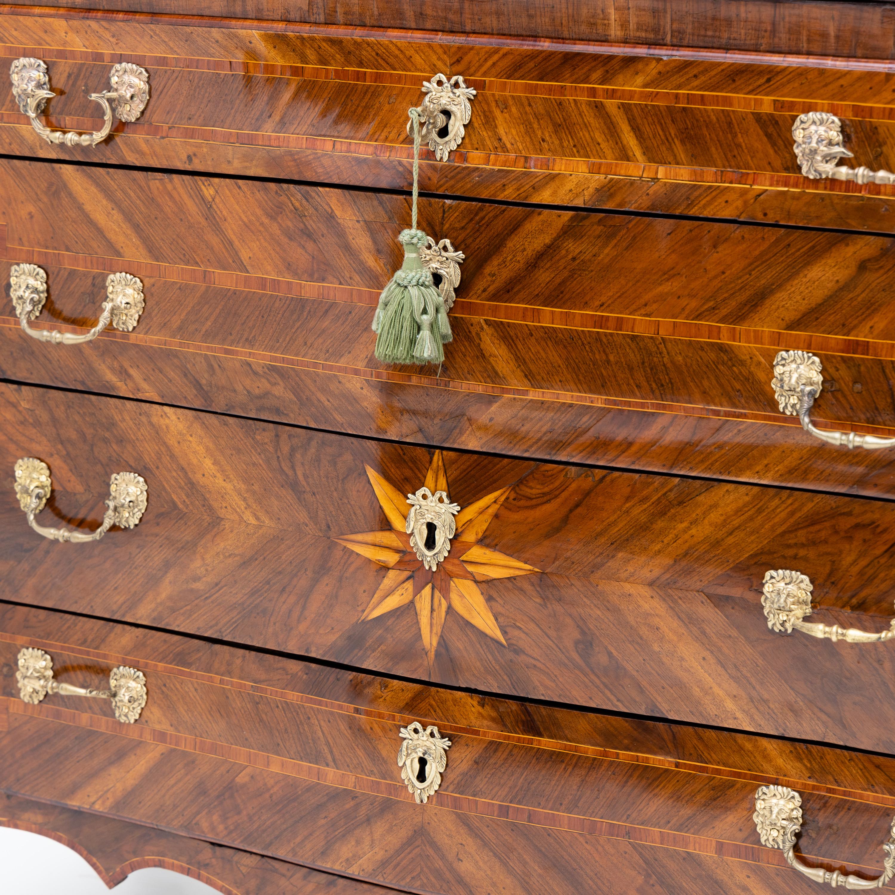 Baroque Walnut Secretaire, 18th Century For Sale 7