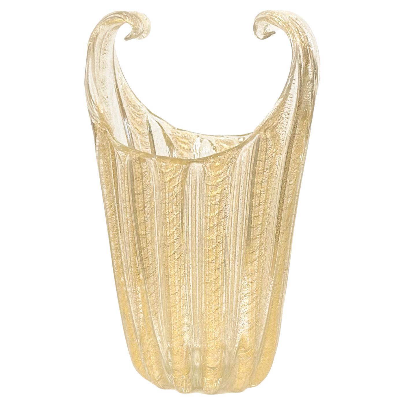 Barovier- und Toso-Vase aus geriffeltem Kunstglas mit Avventurina, 1950er Jahre im Angebot