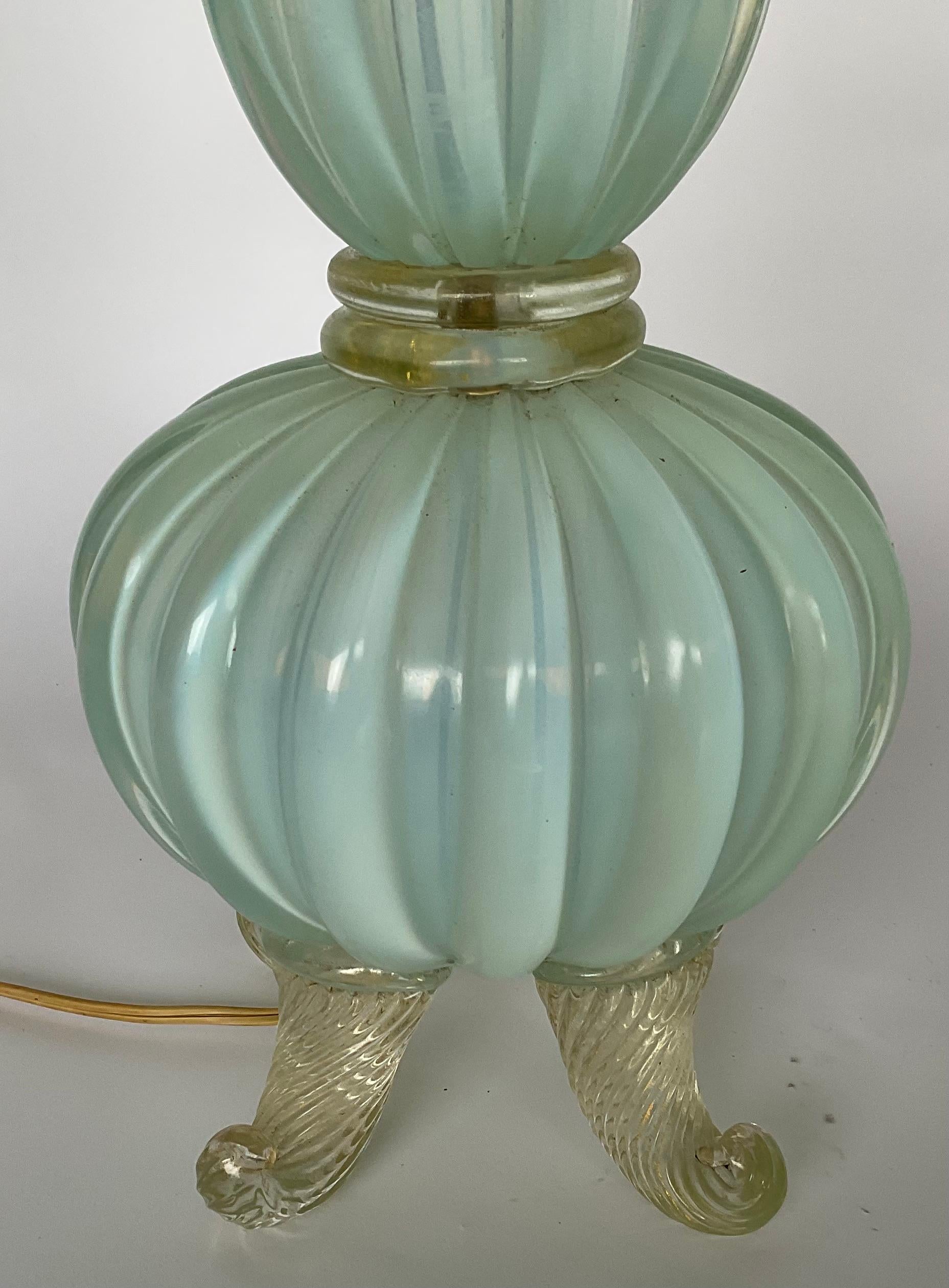 Italian Barovier and Toso Large Murano Art Glass Lamp Opalescent with gold applied feet  For Sale