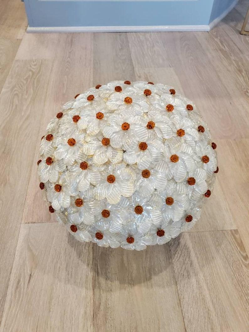 Mid-Century Modern Barovier and Toso Mid-Century Italian Murano Glass Flower Chandelier