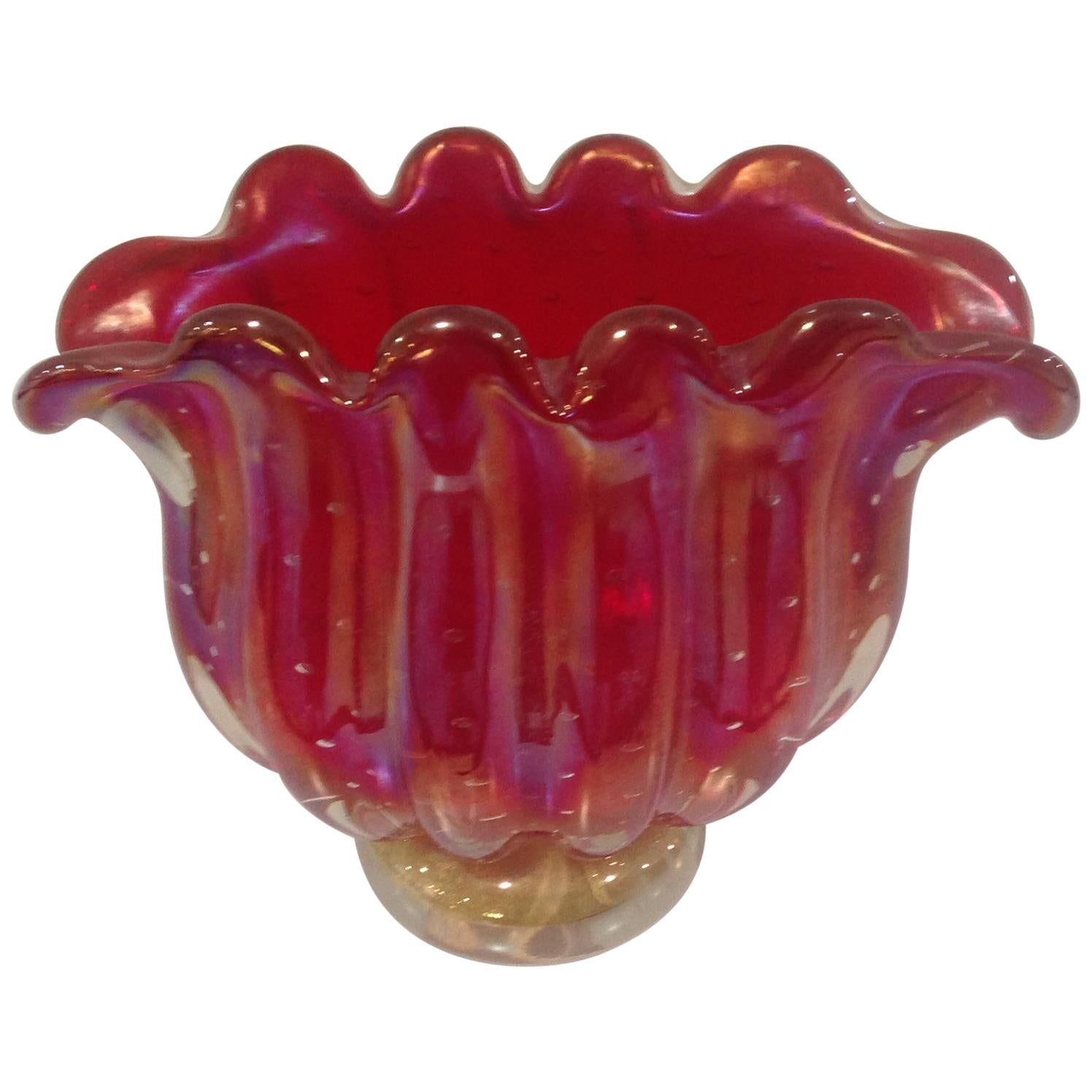 Barovier and Toso Murano Brilliant Red and Gold Irridescent Footed Glass Vase For Sale