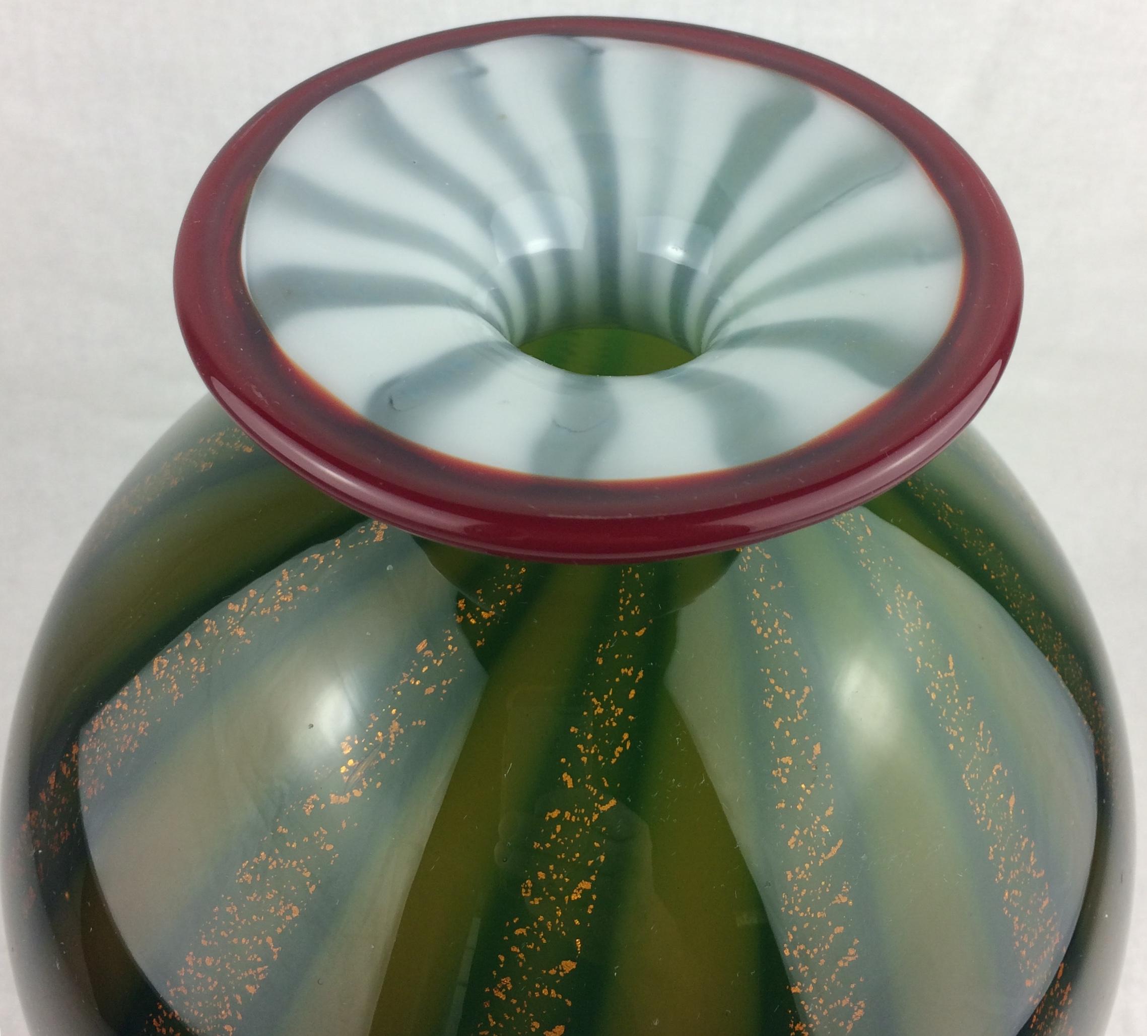 Barovier and Toso Murano Multicolored Aventurine Art Glass Vase Marble Base In Good Condition For Sale In Miami, FL