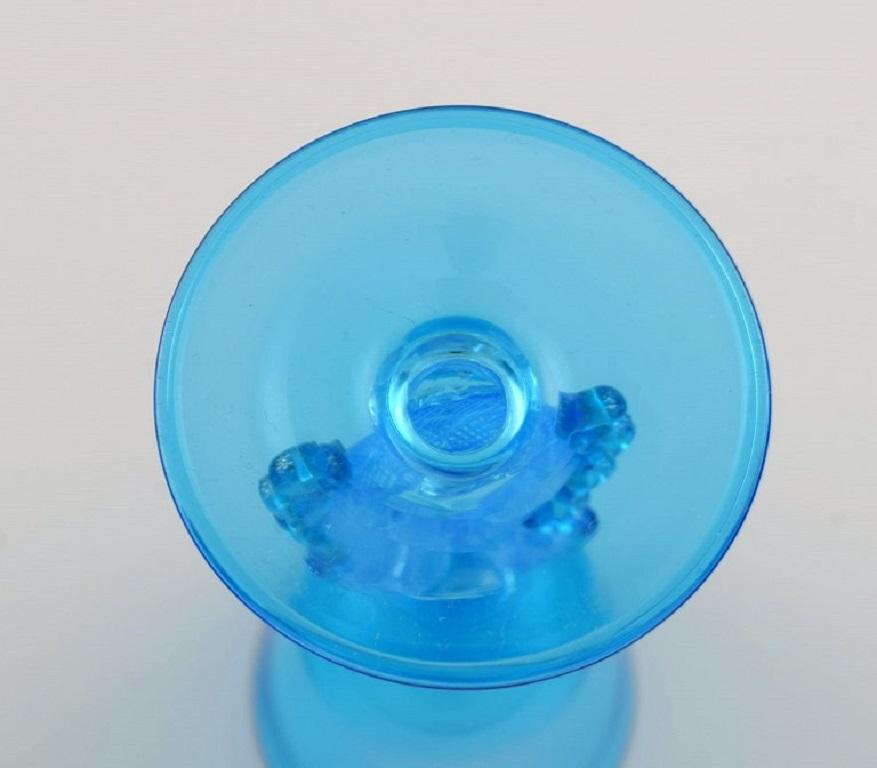 Verre d'art Barovier et Toso, Venise.  Verre à vin rare en verre d'art bleu clair soufflé à la bouche. en vente