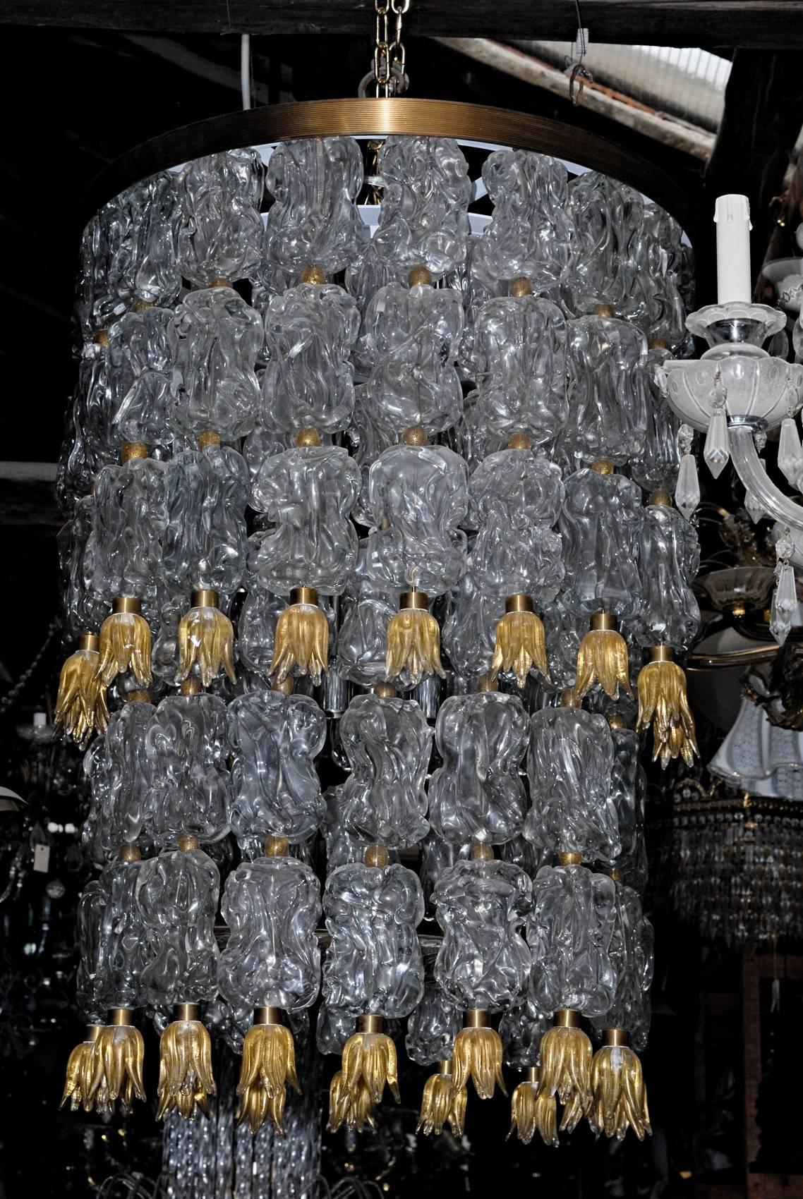Barovier and Toso, Glass Blocks with Gold Rosettes Chandelier, 1940 Hotel Gallia 13