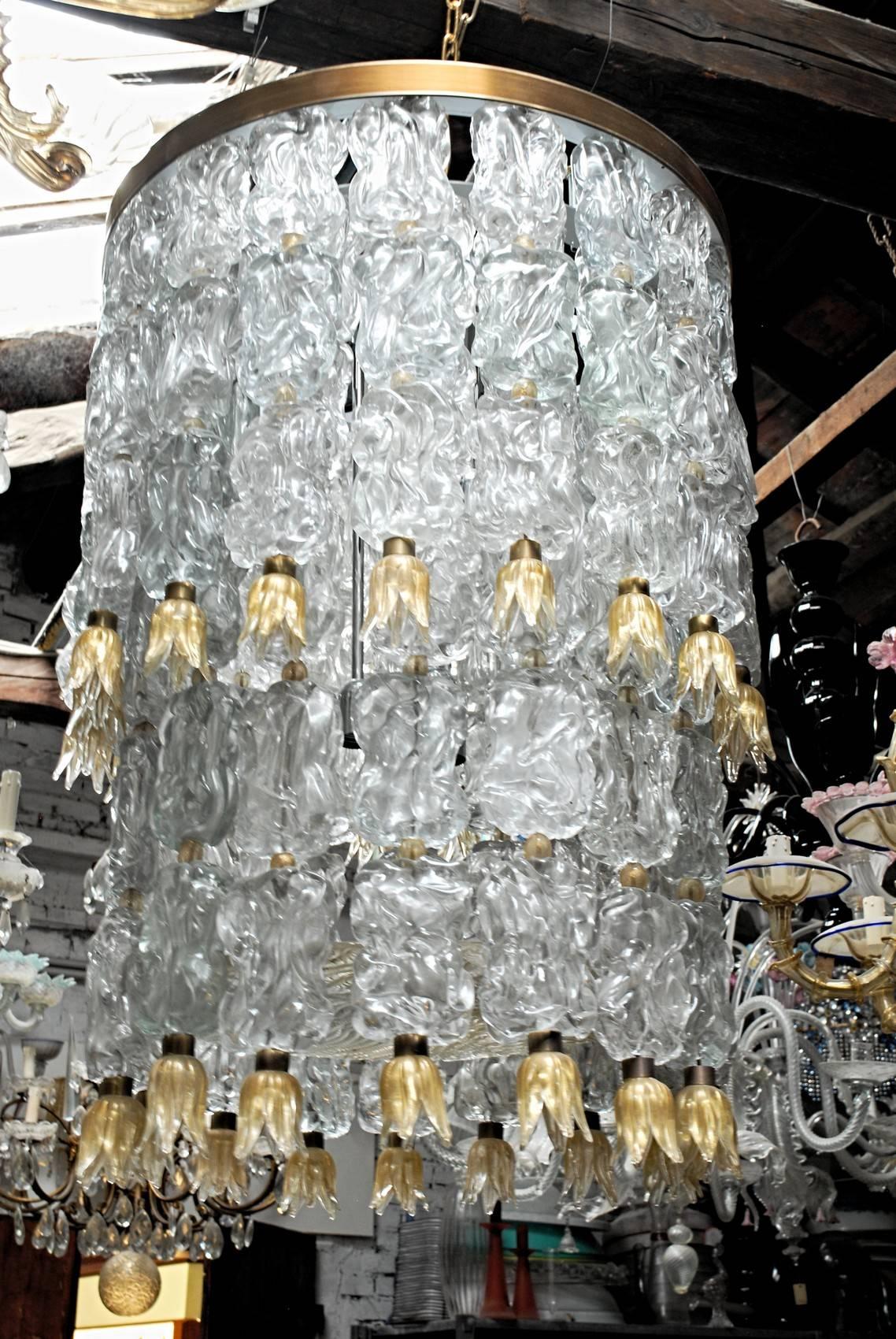 Barovier and Toso, Glass Blocks with Gold Rosettes Chandelier, 1940 Hotel Gallia 2