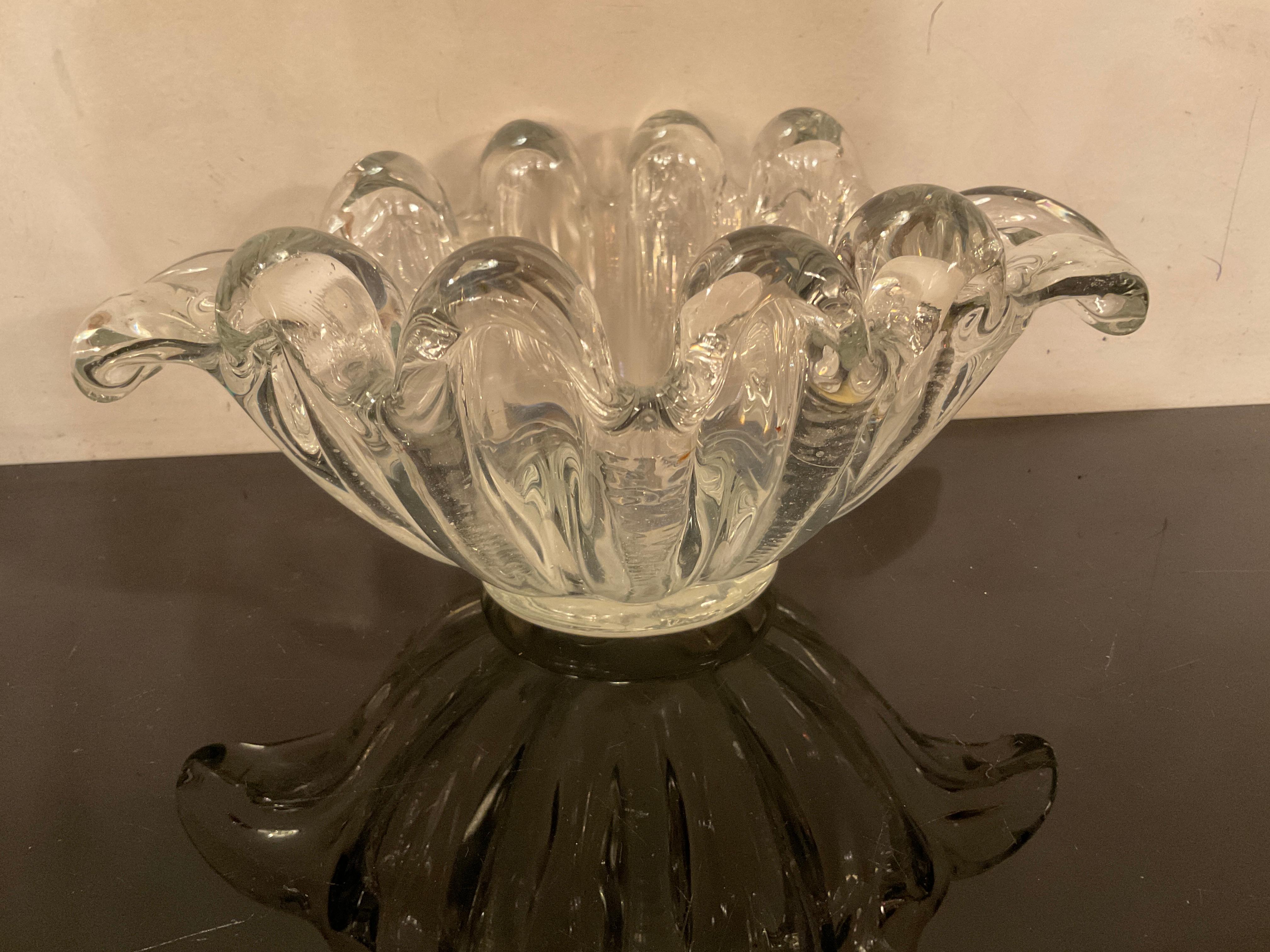 Barovier and Toso Centerpiece/ Empty Pockets Iridescent Murano Glass 1940 Italy  In Excellent Condition For Sale In Milano, IT