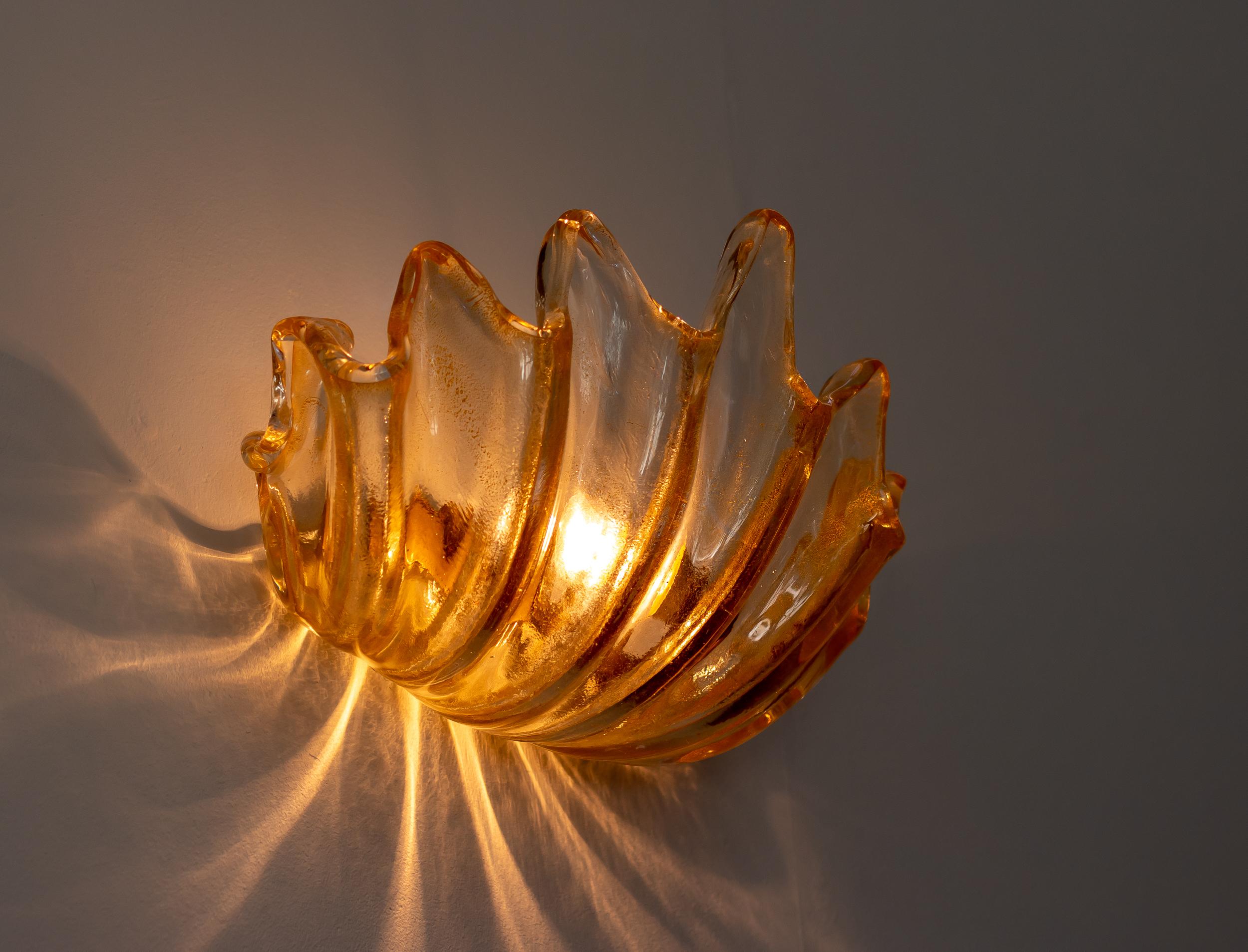 Metà XX secolo Barovier&Toso - Scontrino a conchiglia - Eleganza di Murano soffiata a mano in vendita
