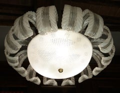 Barovier et Toso Attributed, 14 Pulegoso Leaves Reticello Bowl, 1940s, Murano