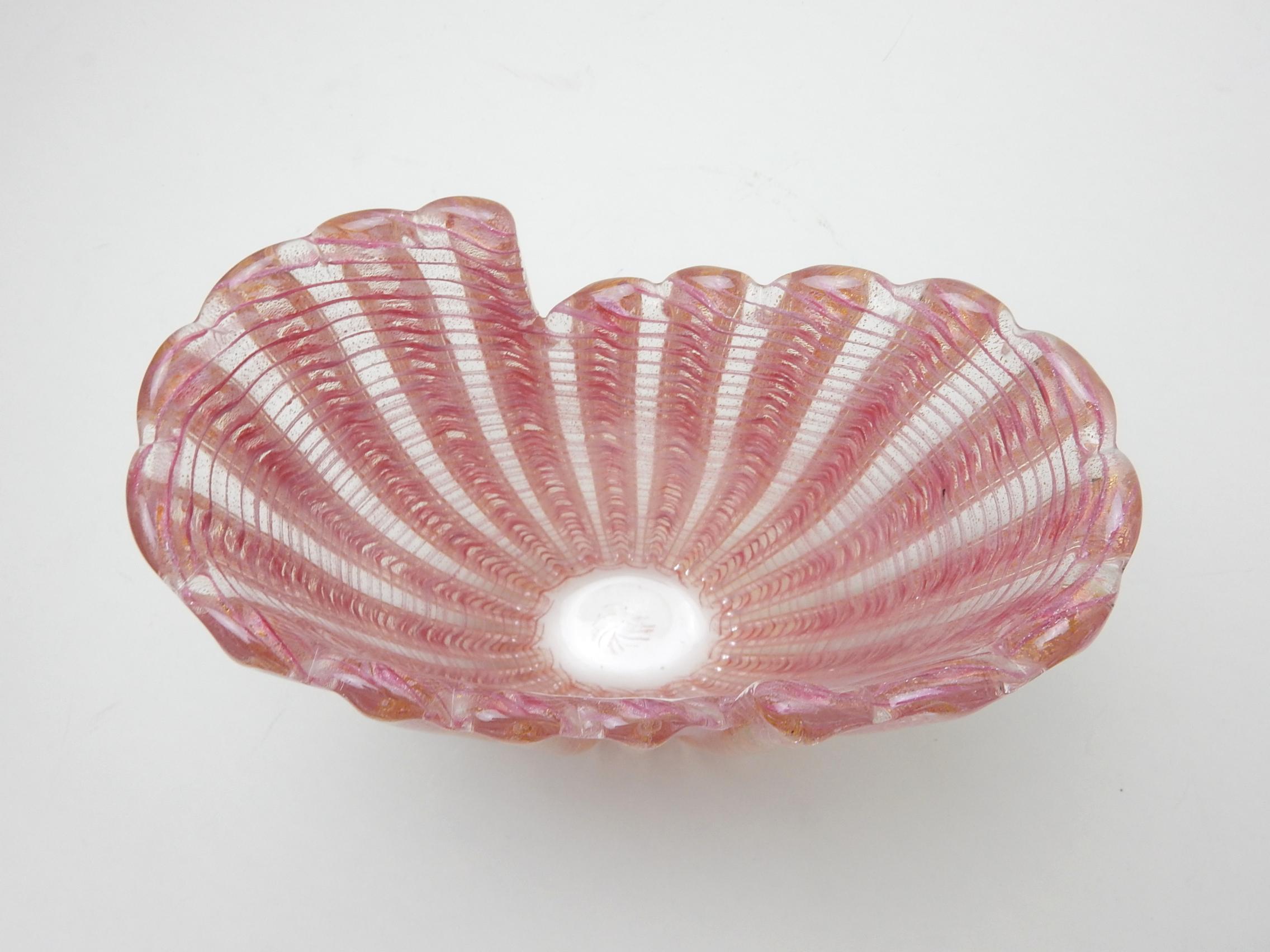 Italian Barovier Toso Murano Art Glass Ribbed Pink and Gold Vessel