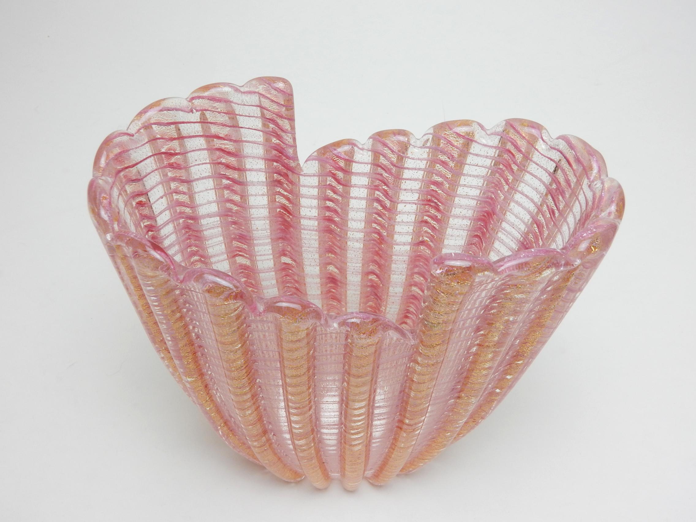 Barovier Toso Murano Art Glass Ribbed Pink and Gold Vessel For Sale 1