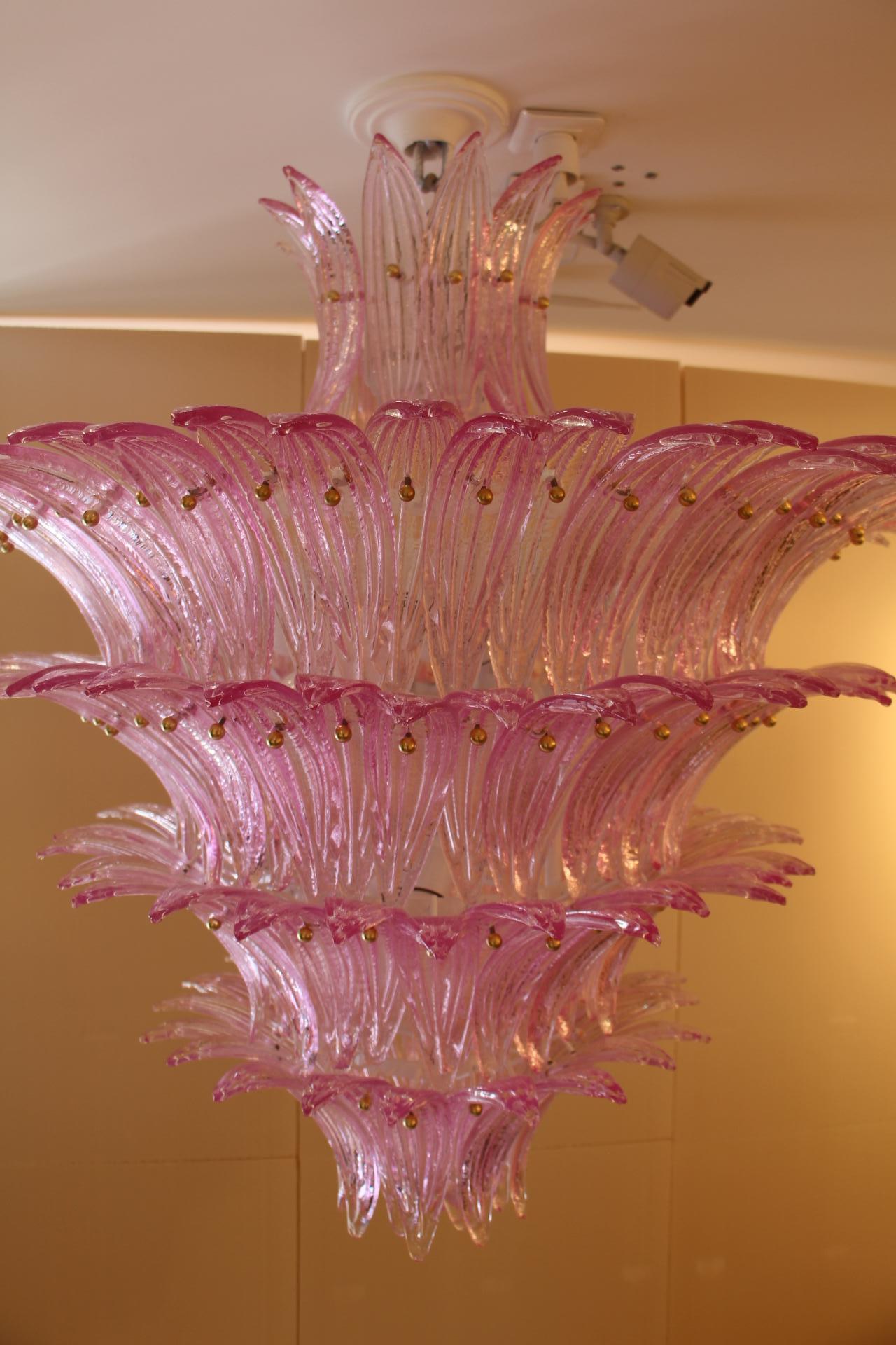 Barovier e Toso Style Pink Palmettes Chandelier 4